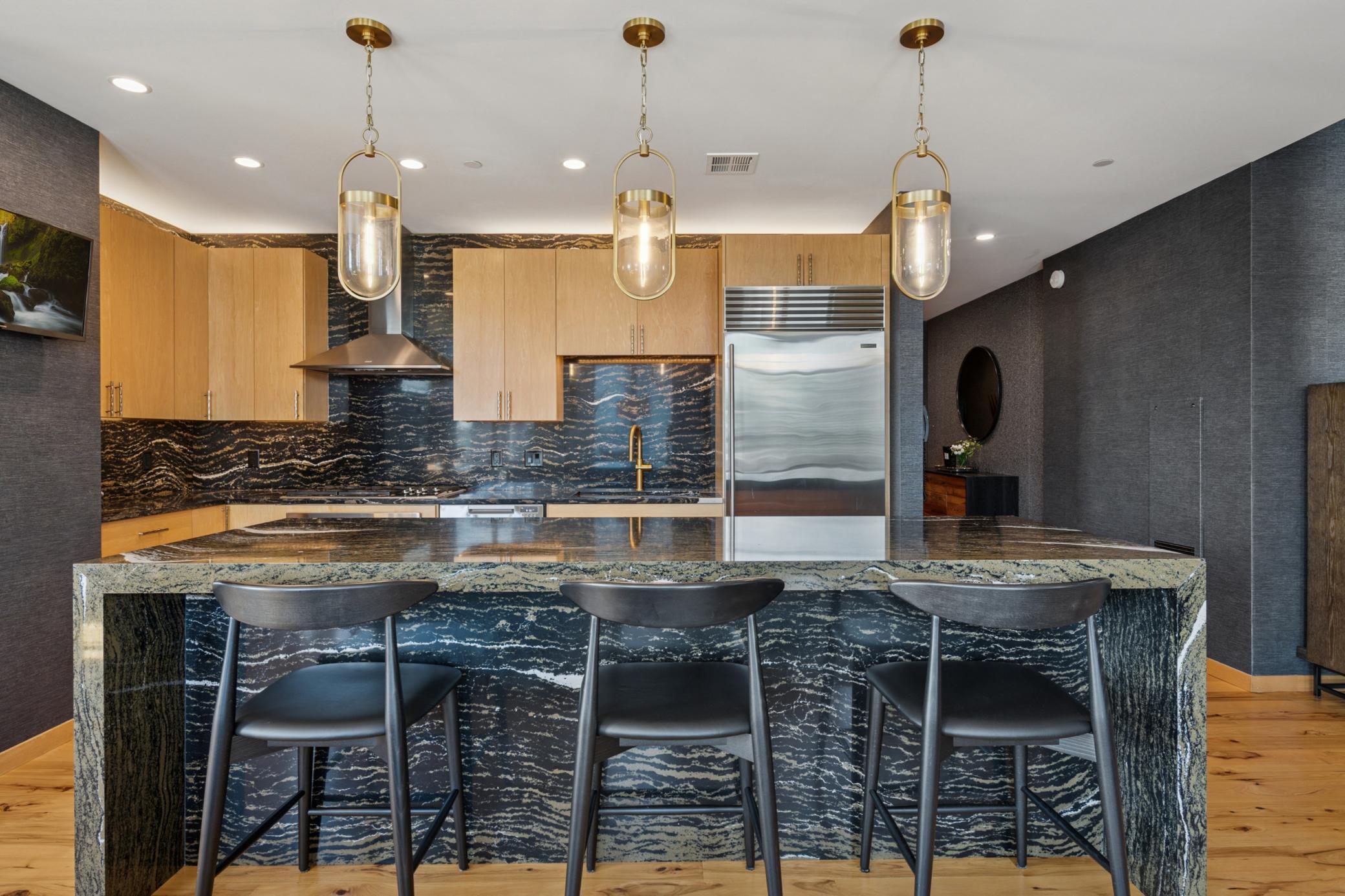 201 S 11th Street Unit: 1630