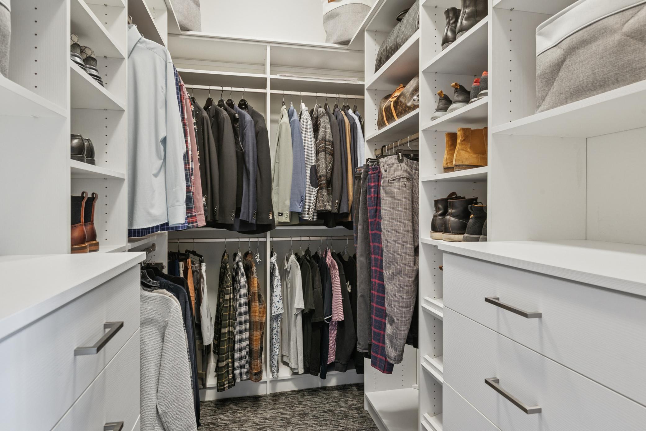 201 S 11th Street Unit: 1630