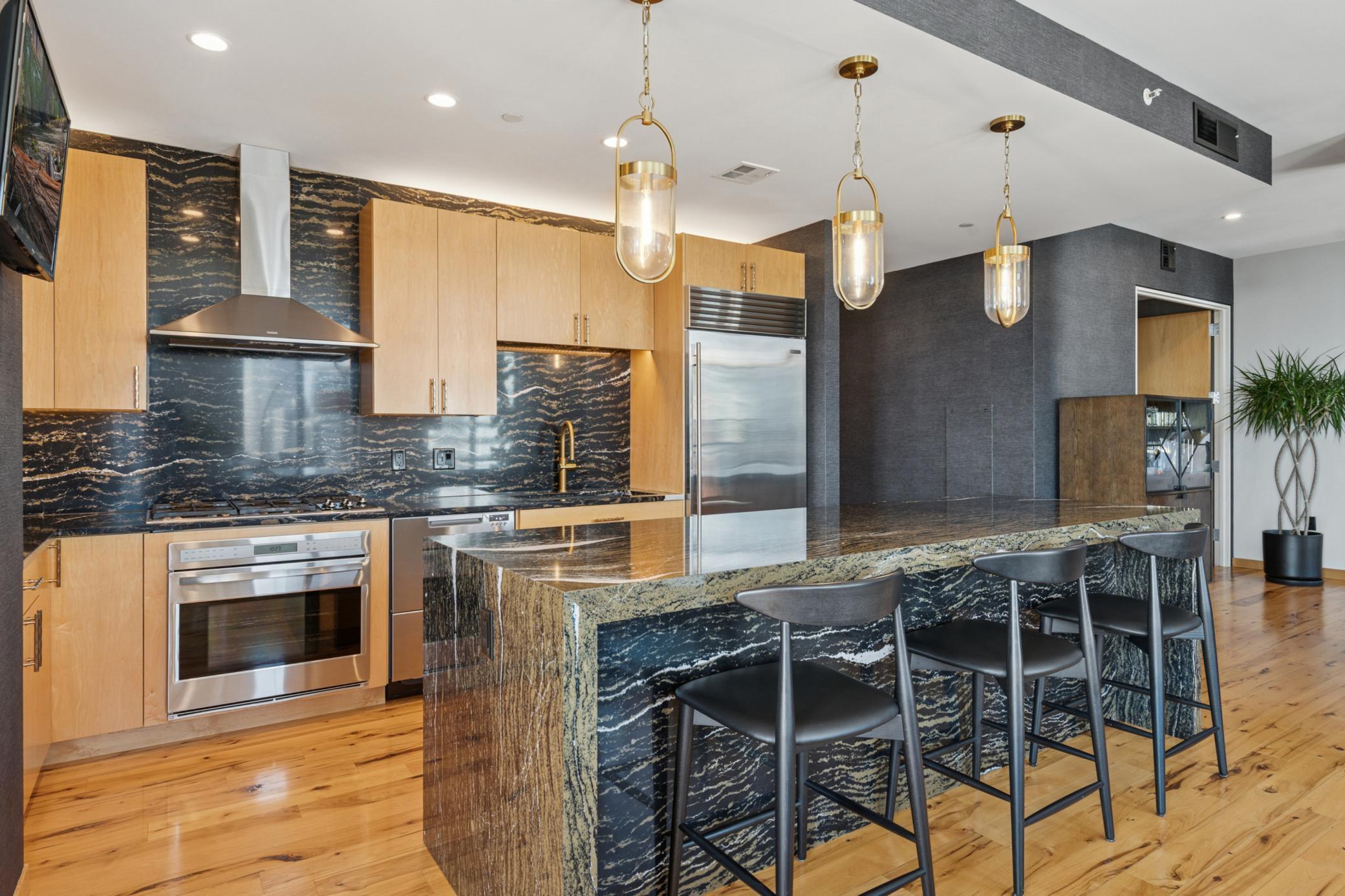 201 S 11th Street Unit: 1630