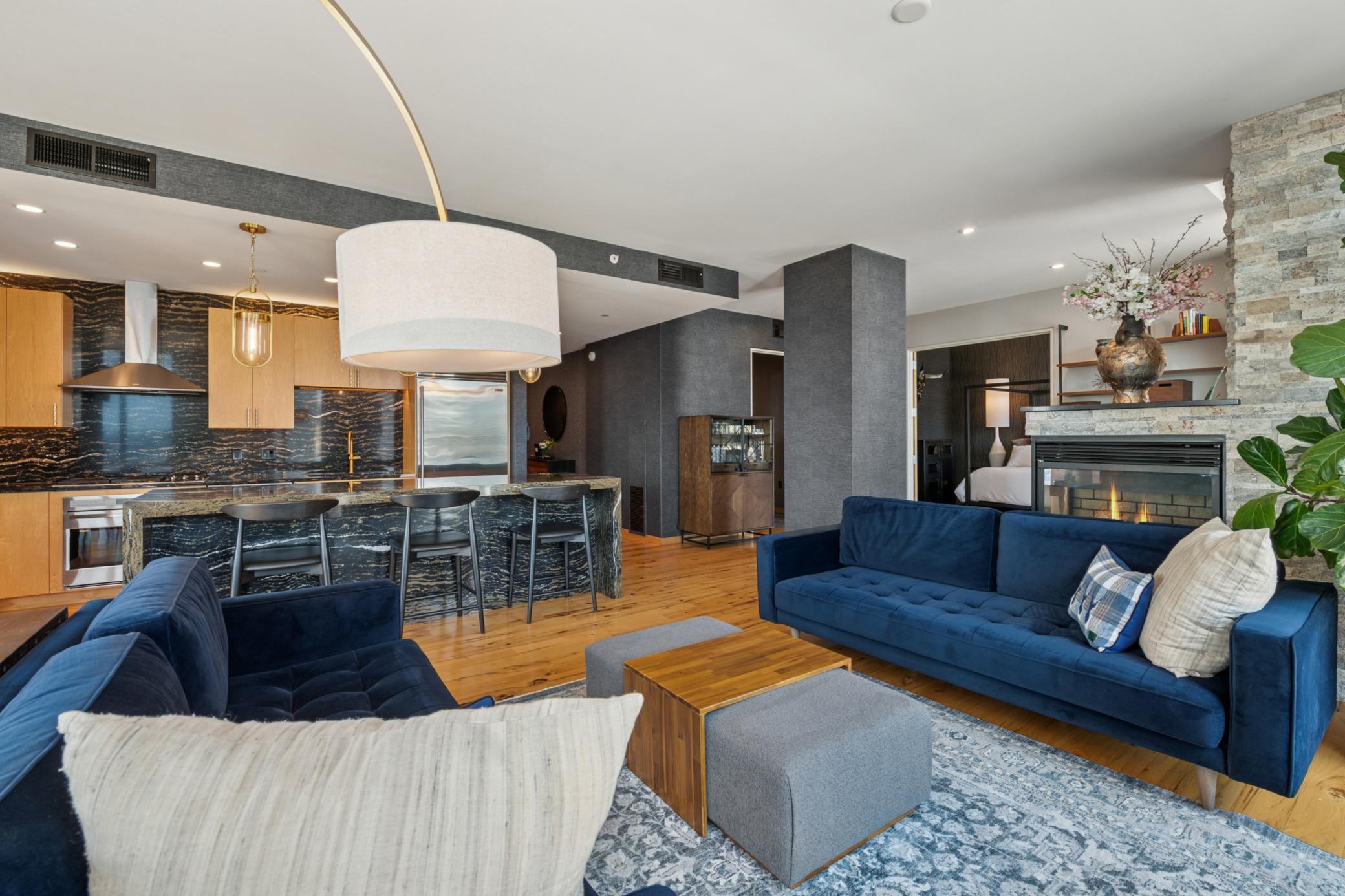201 S 11th Street Unit: 1630