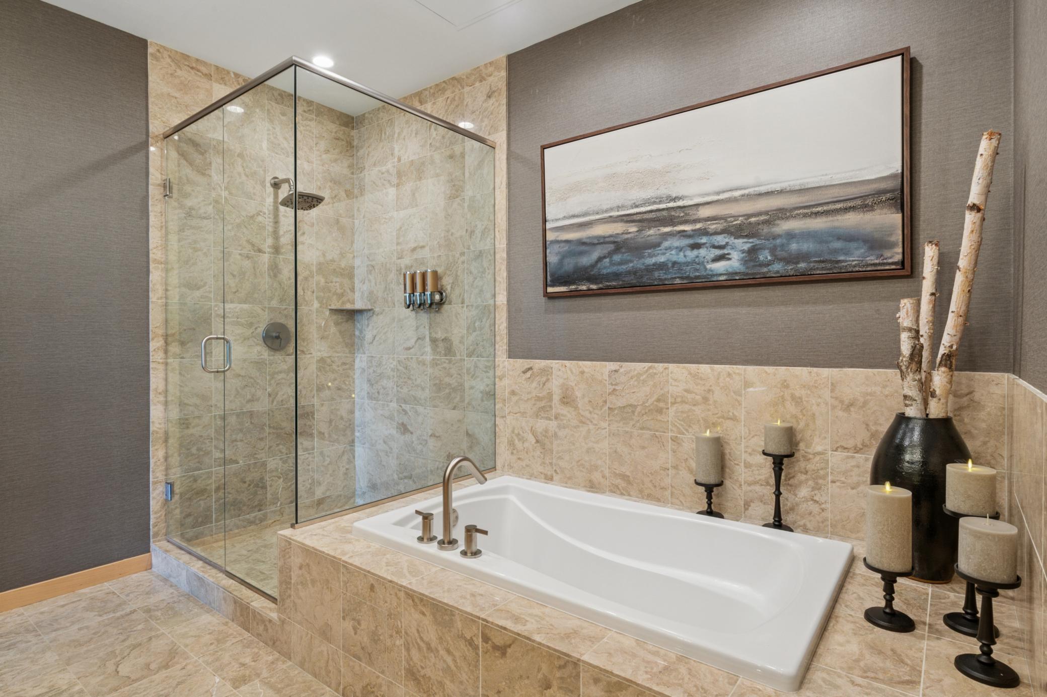 201 S 11th Street Unit: 1630