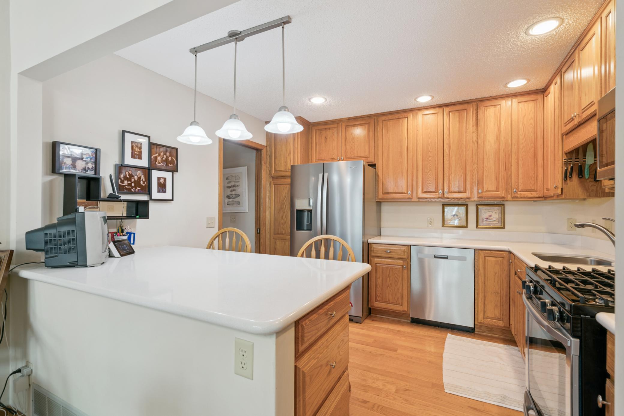 5923 Abbott Court
