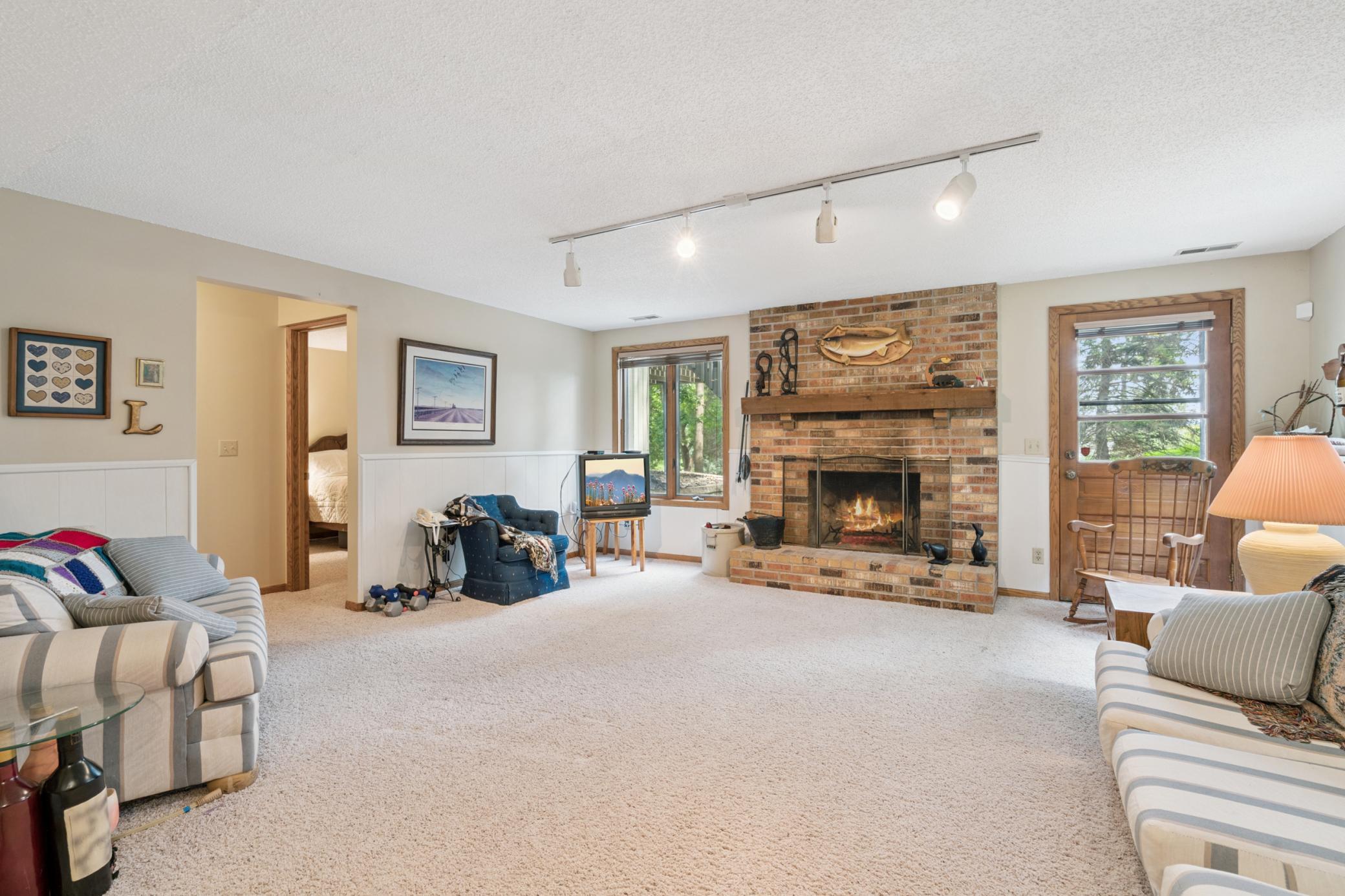 5923 Abbott Court