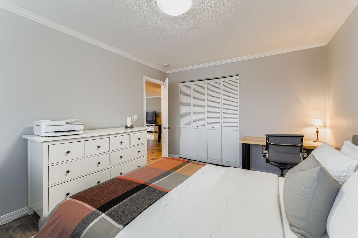 2727 W 43rd Street Unit: 303