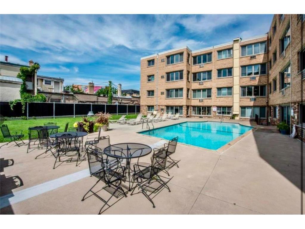 2727 W 43rd Street Unit: 303