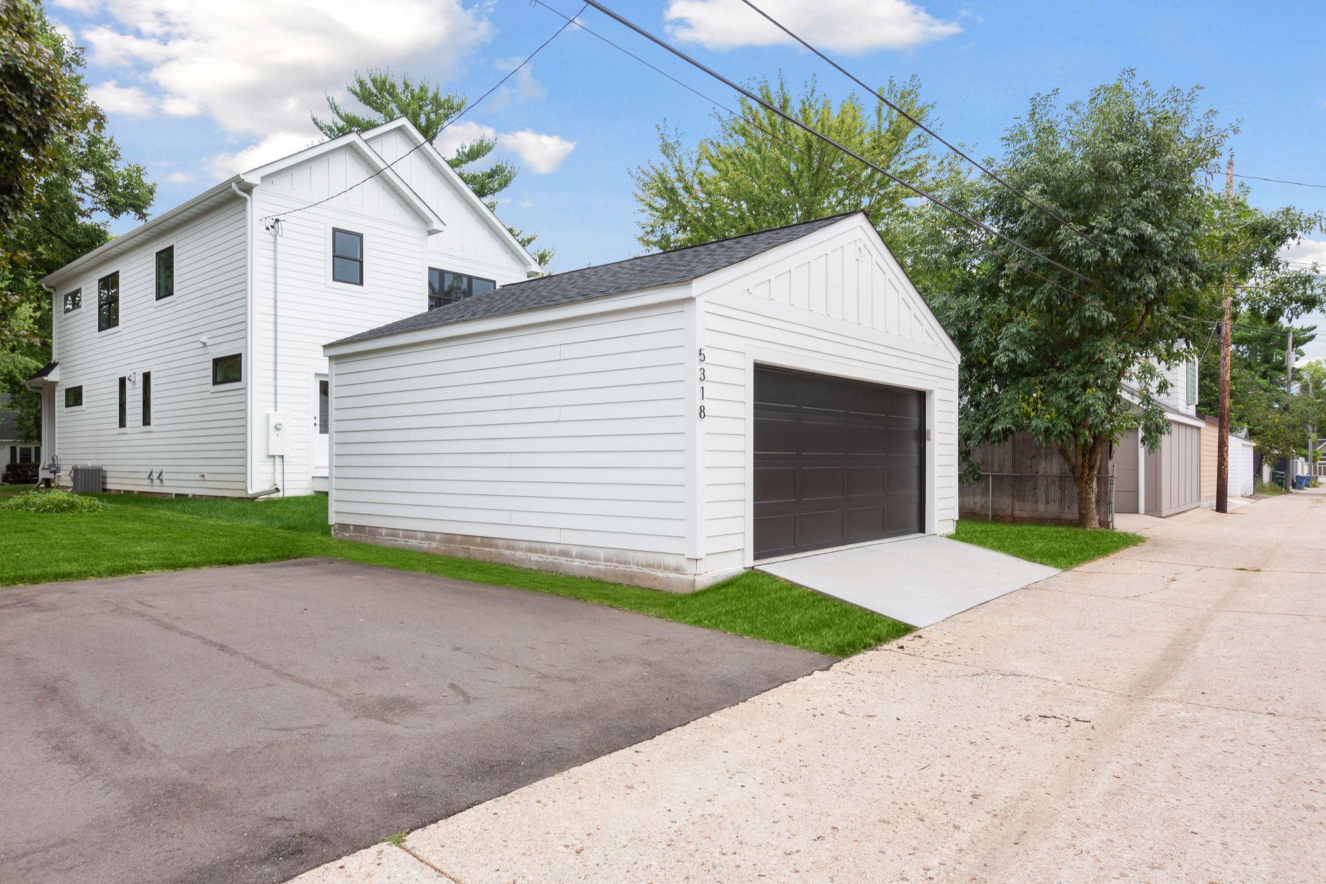 4715 Zenith Avenue S