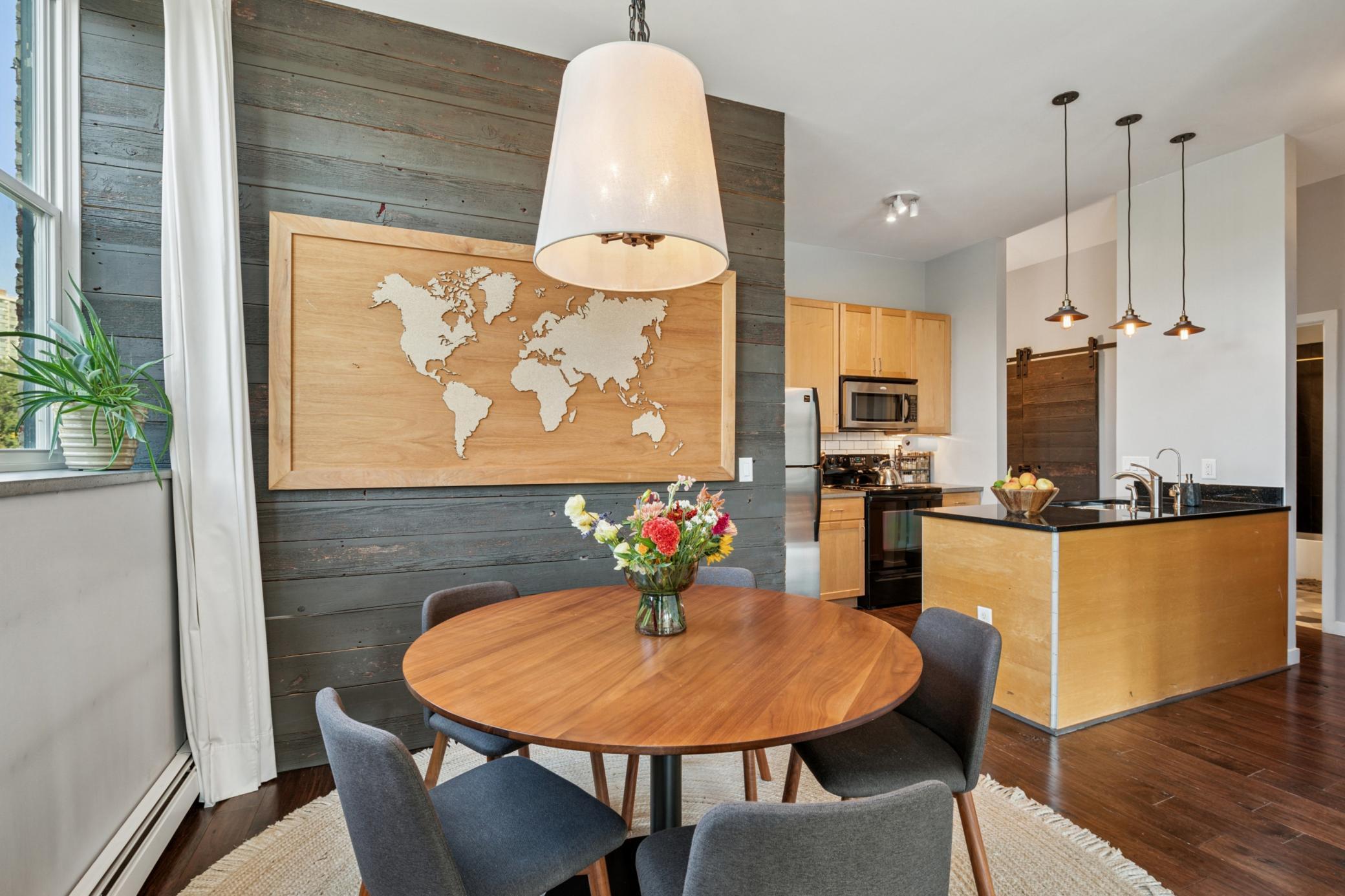 215 7th Street NE Unit: 209