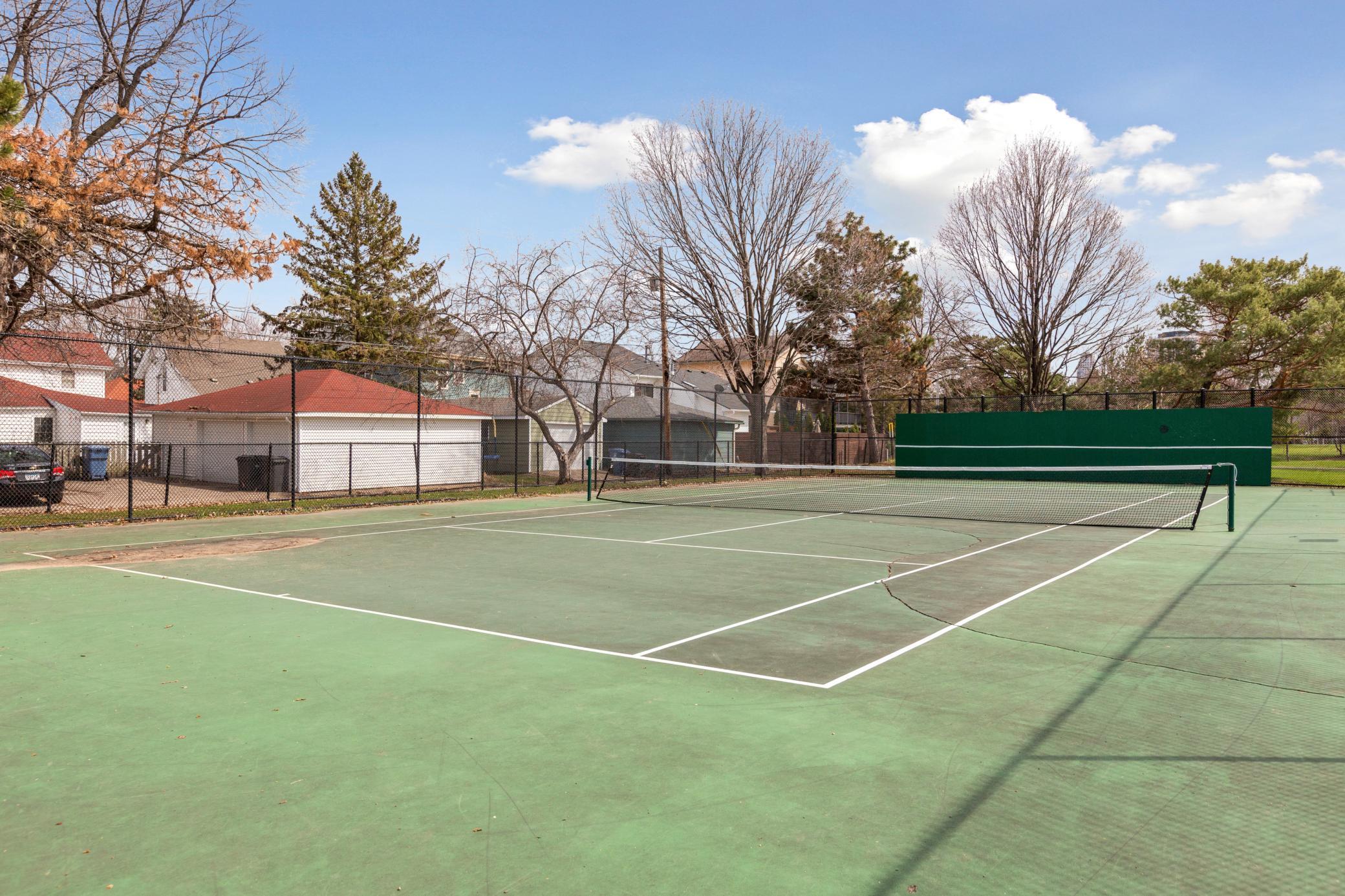 215 7th Street NE Unit: 209