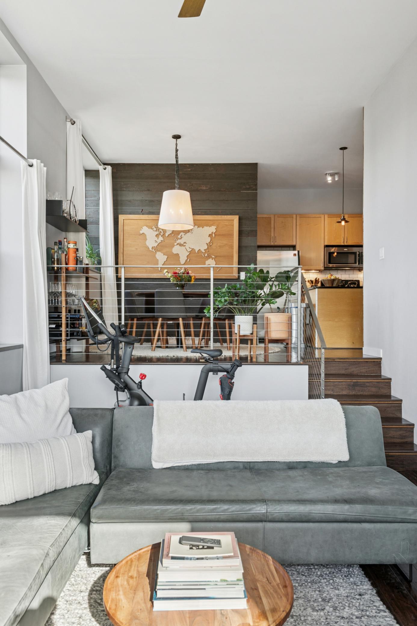 215 7th Street NE Unit: 209