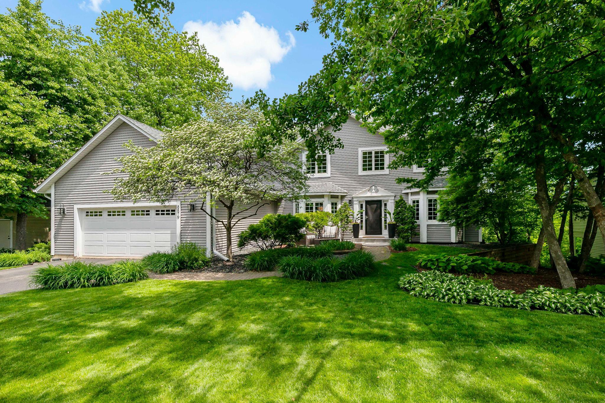8879 Sylvan Ridge