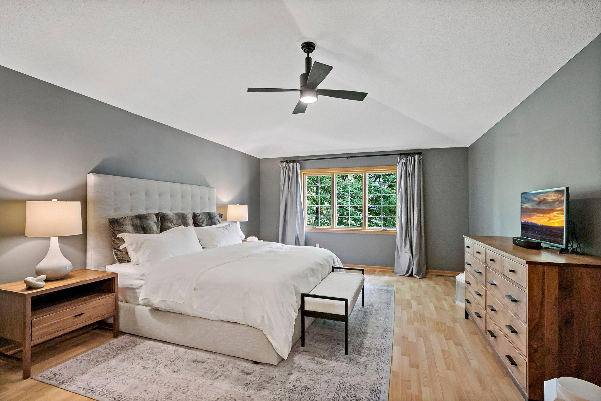 8879 Sylvan Ridge