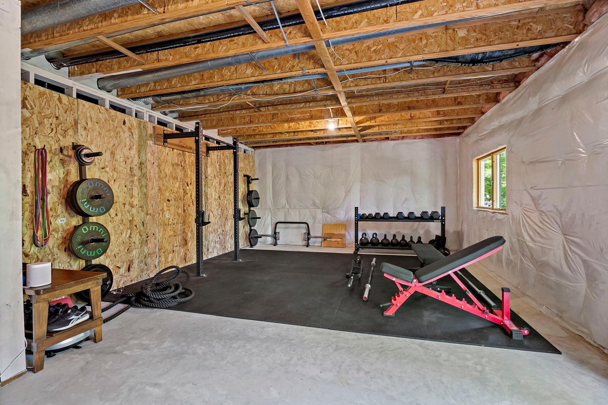 8879 Sylvan Ridge