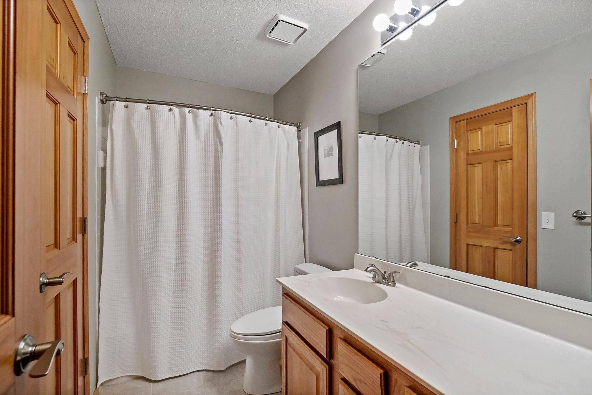 8879 Sylvan Ridge