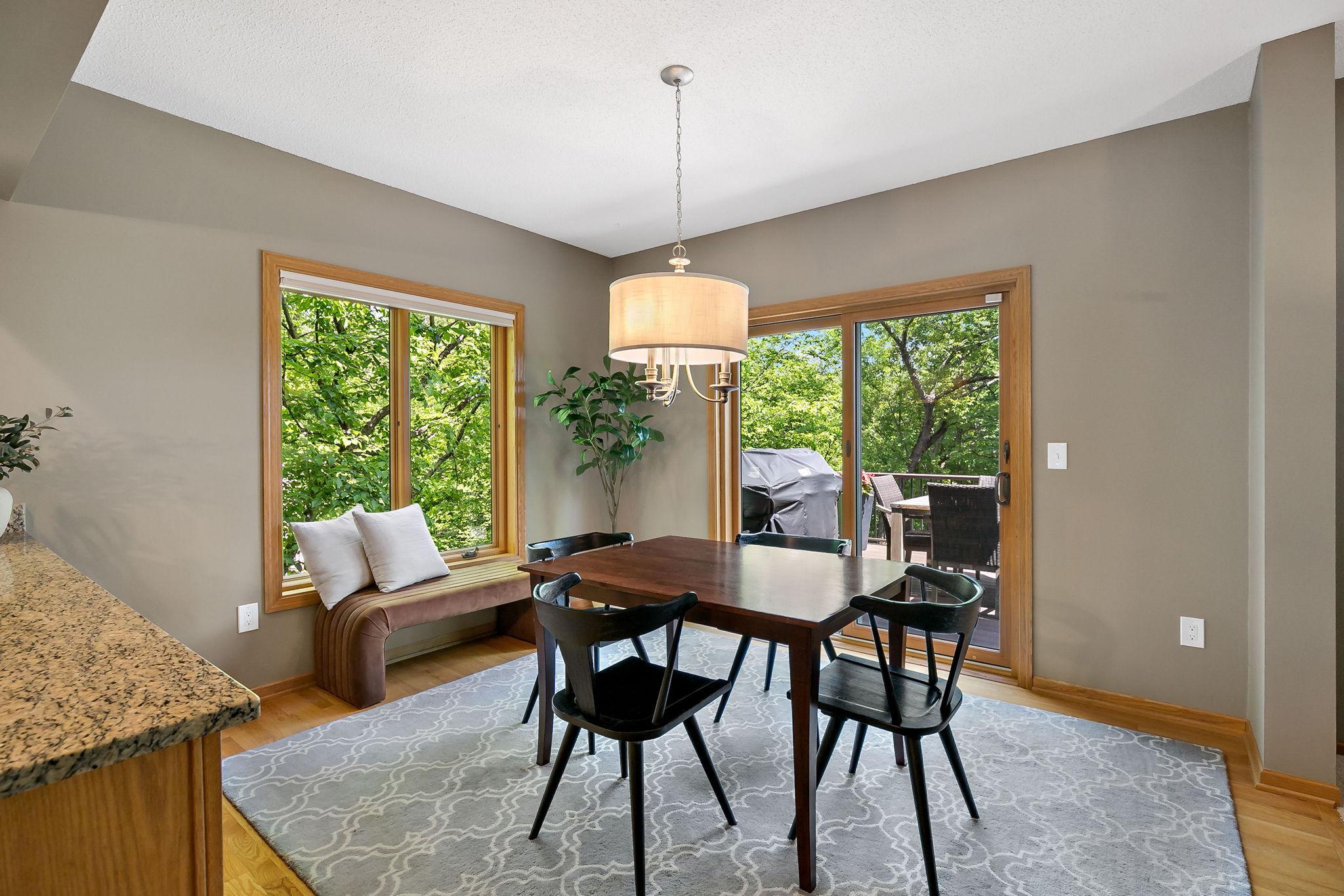 8879 Sylvan Ridge