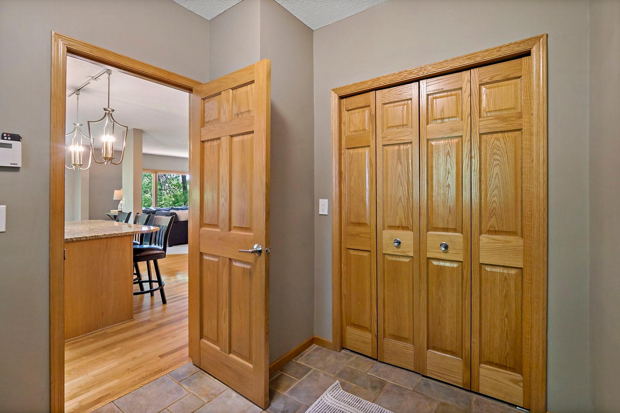 8879 Sylvan Ridge