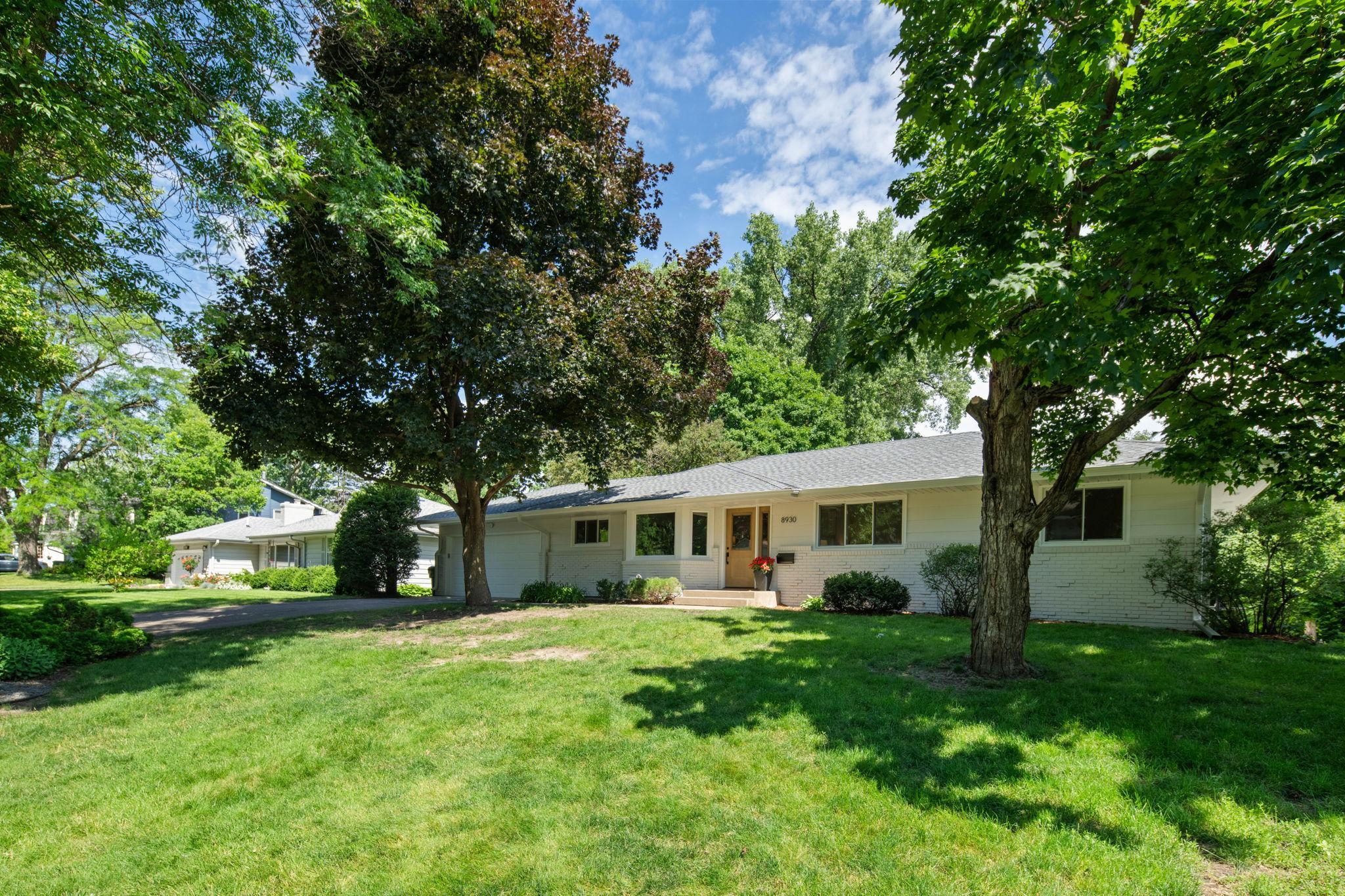8930 N Minnehaha Circle