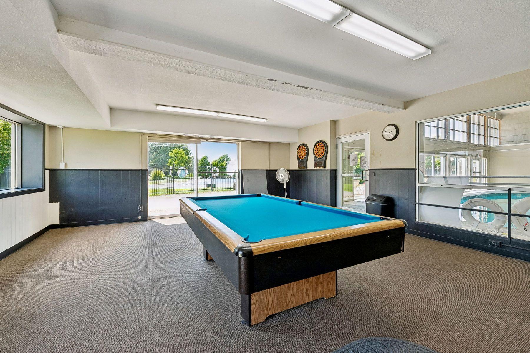 10540 43rd Avenue N Unit: 103