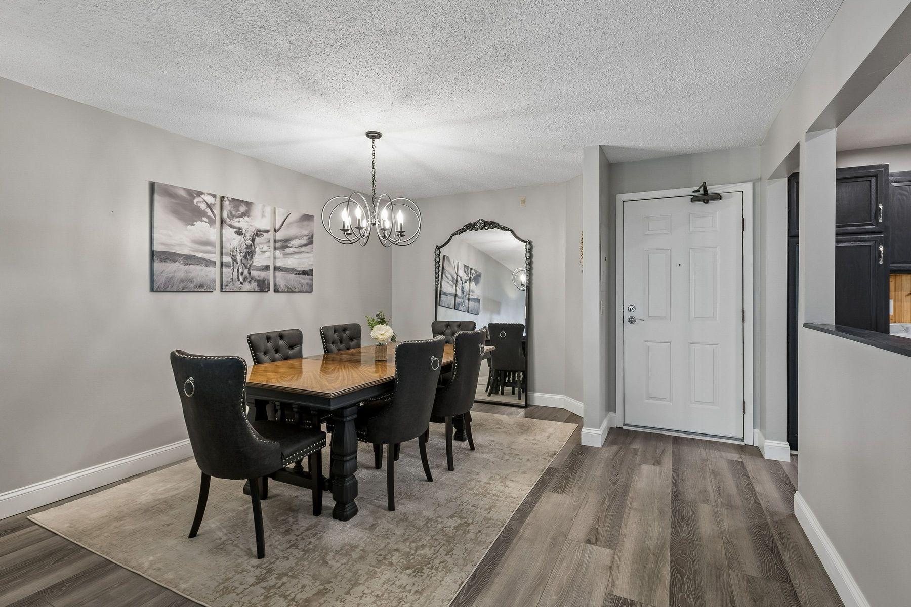 10540 43rd Avenue N Unit: 103