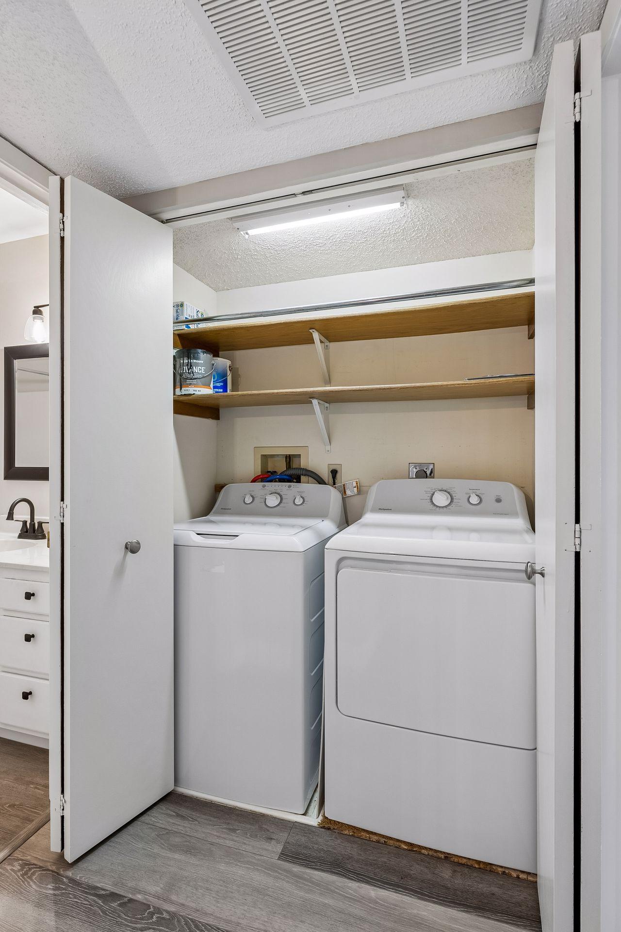 10540 43rd Avenue N Unit: 103
