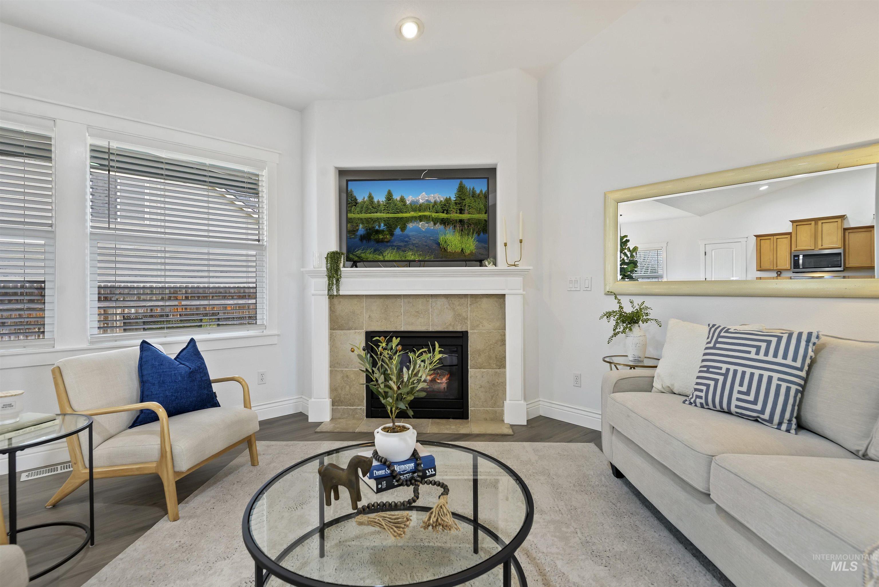 721 S Hydra Avenue