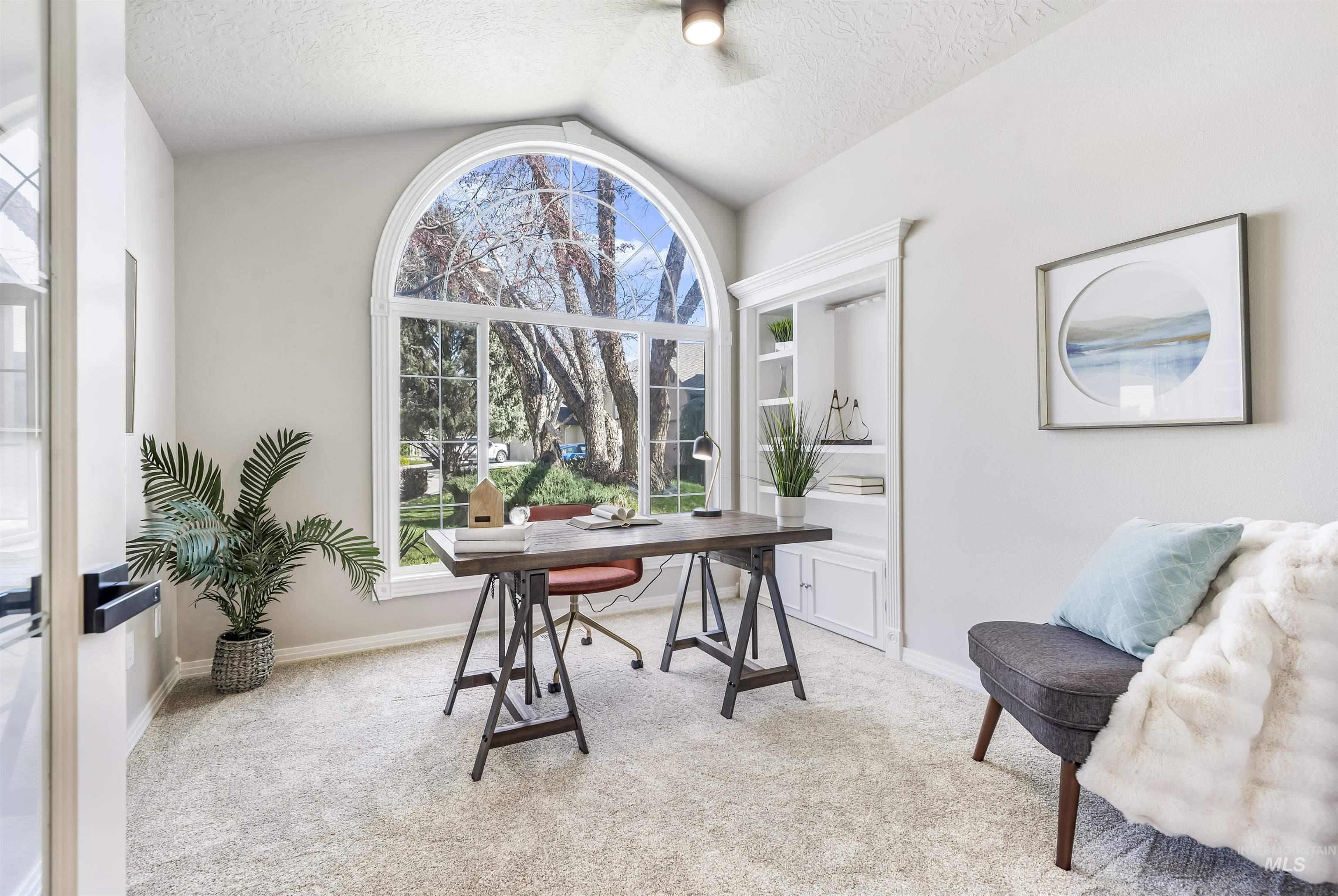 12823 W Roseglen Court
