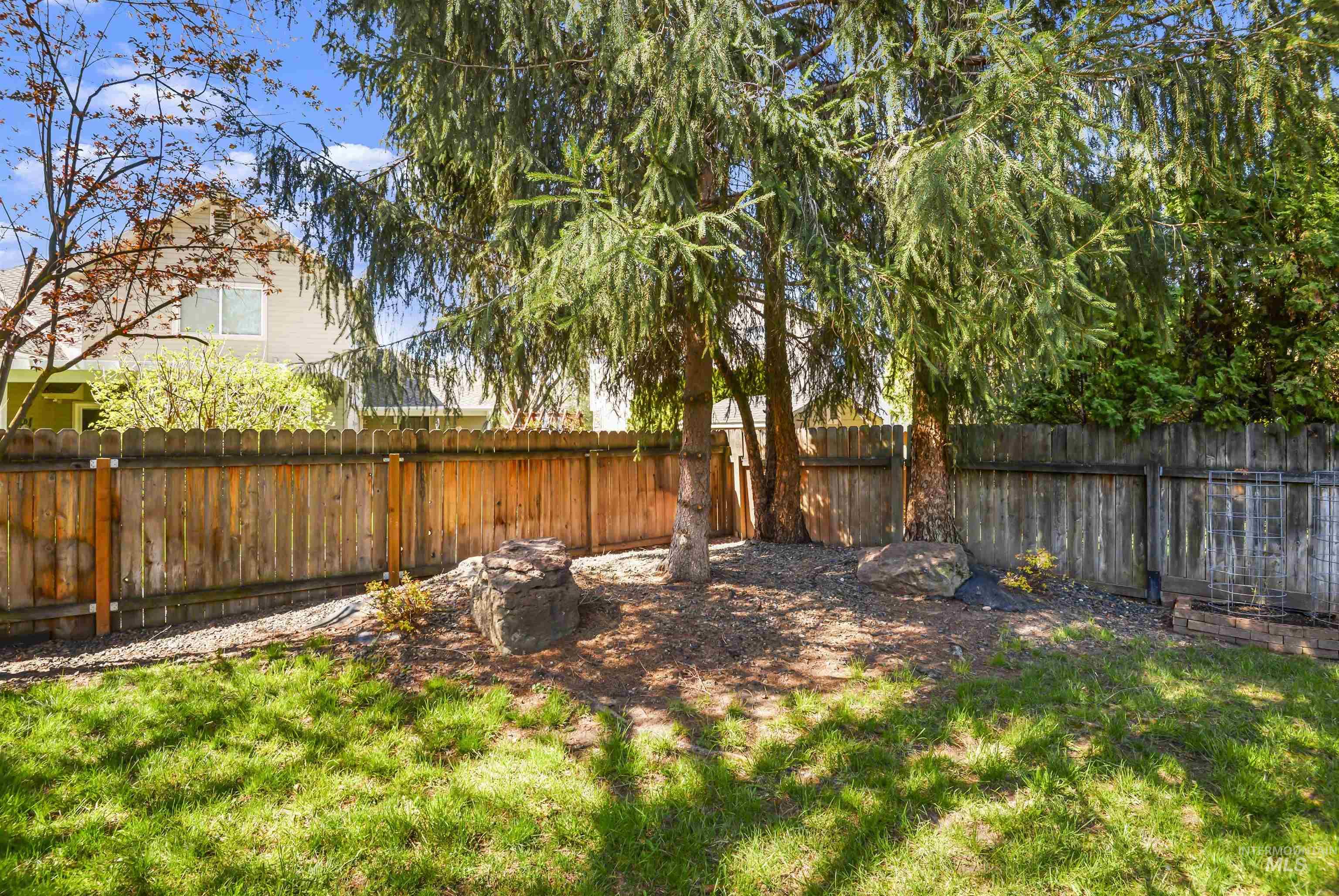 12823 W Roseglen Court
