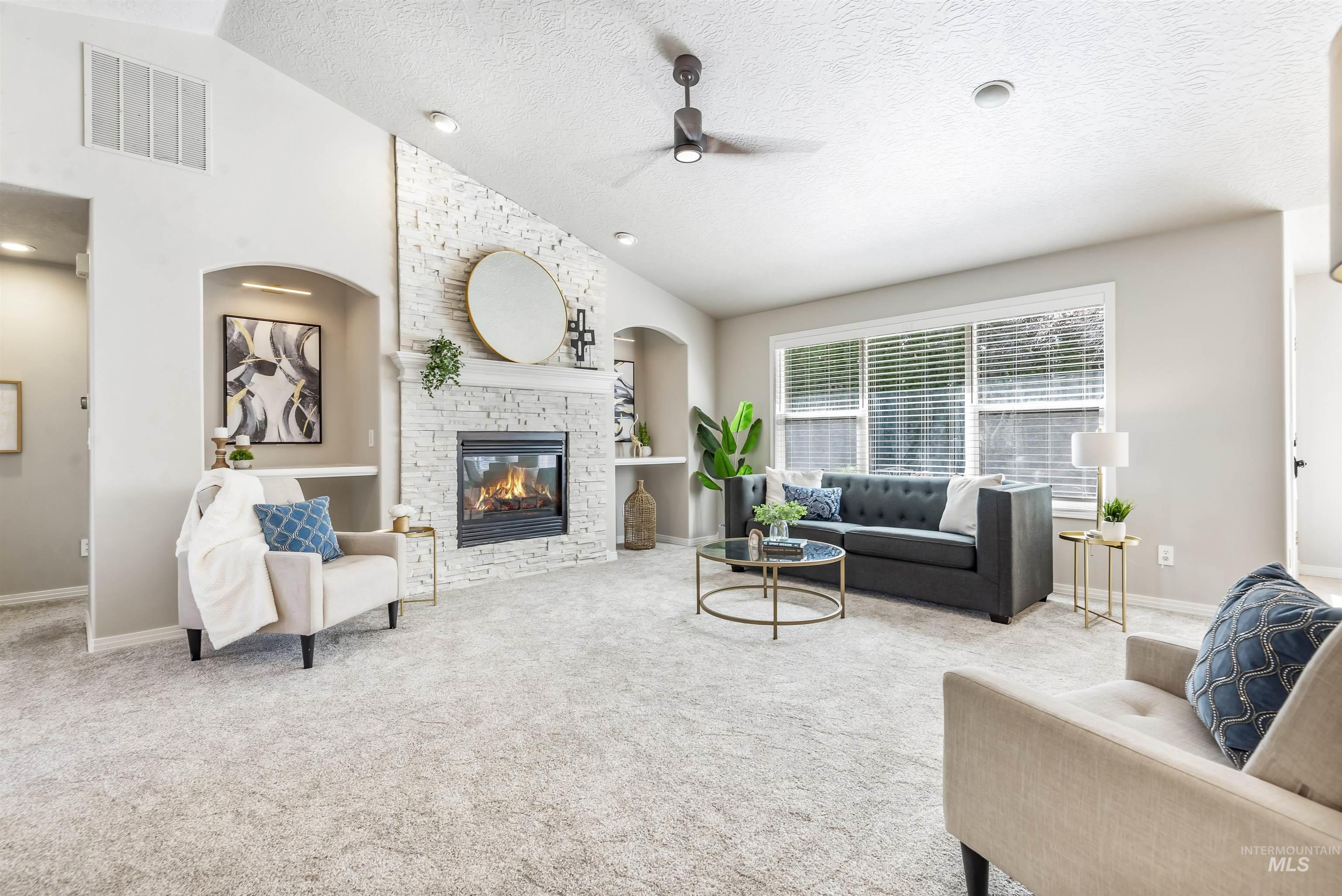 12823 W Roseglen Court