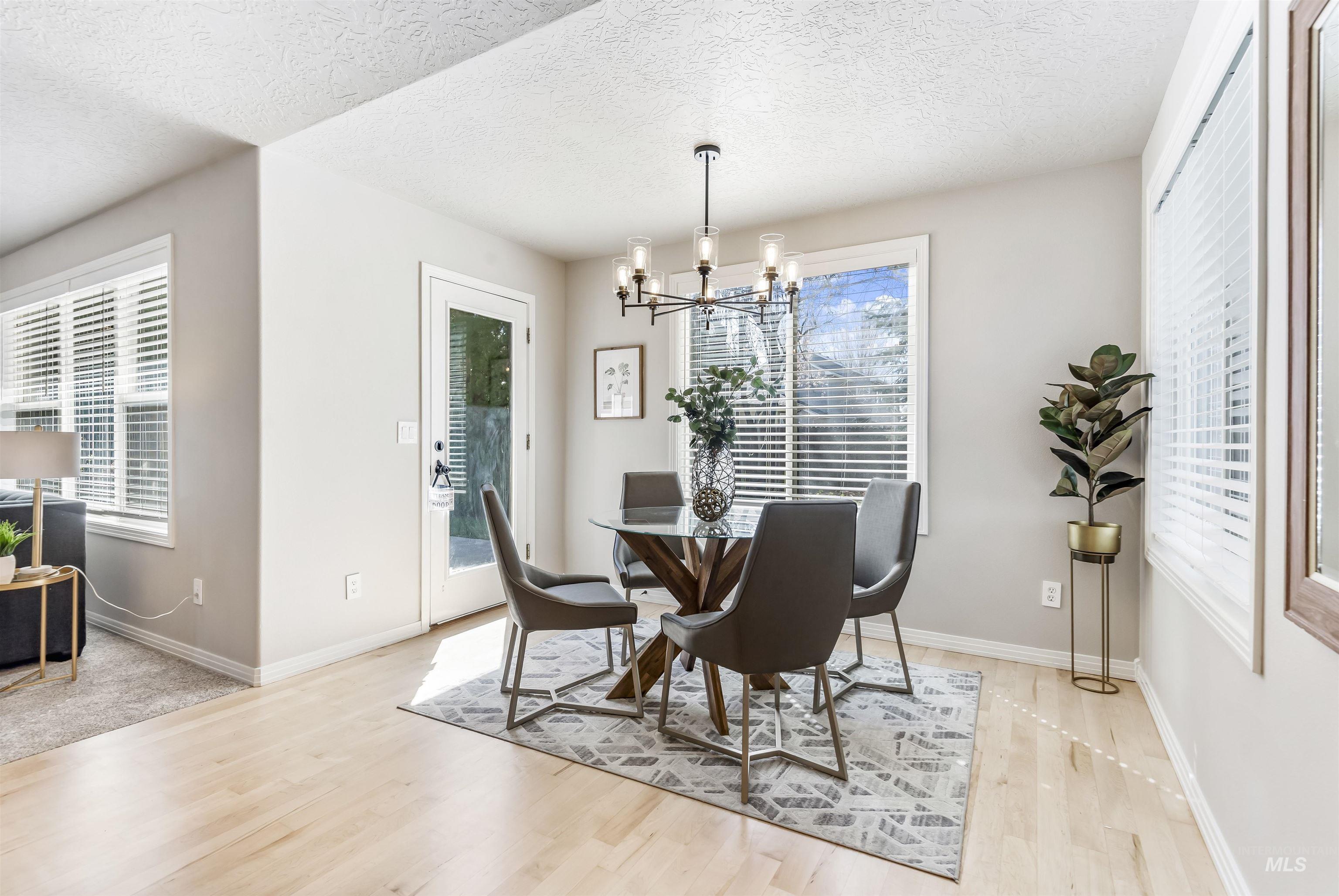 12823 W Roseglen Court