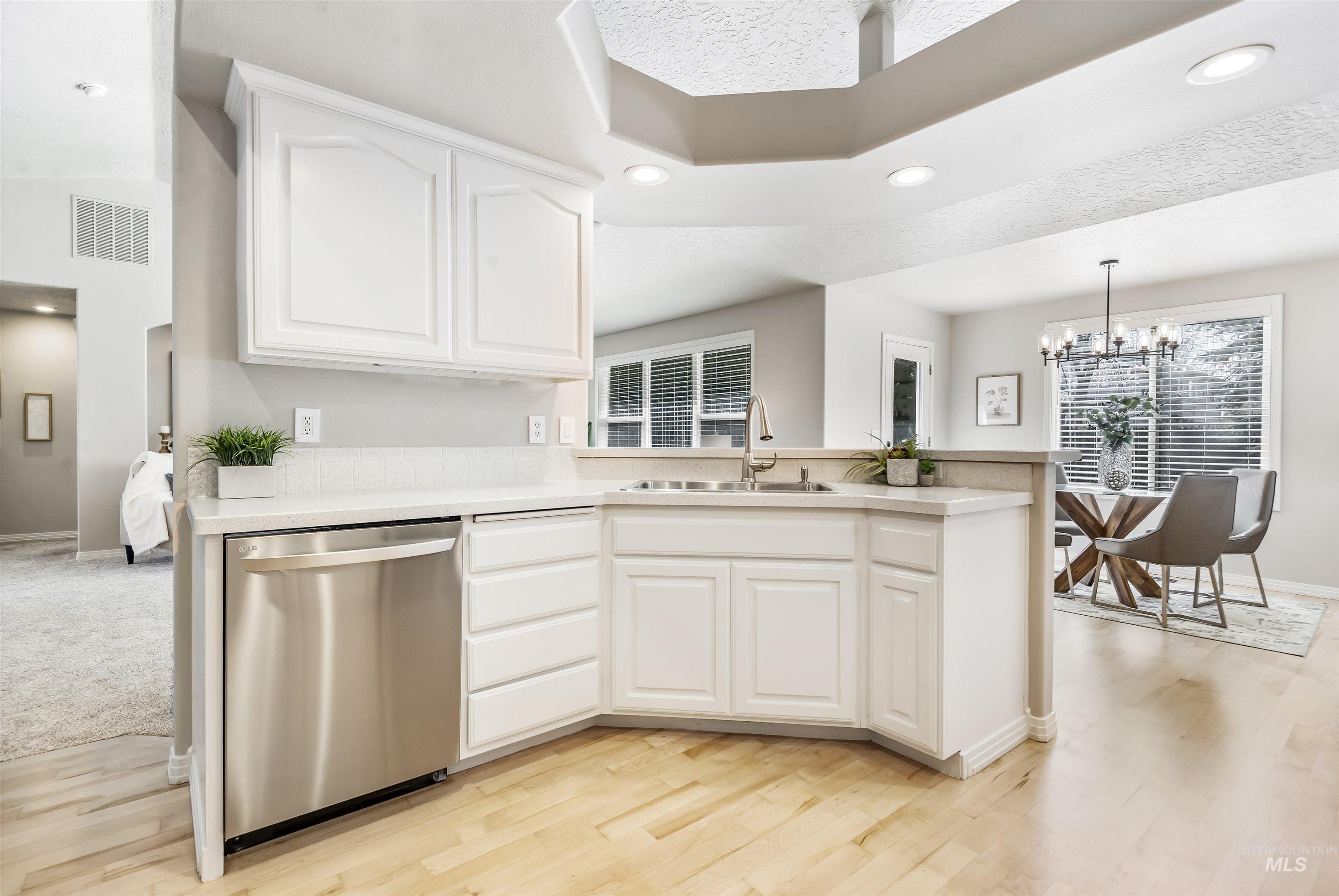 12823 W Roseglen Court