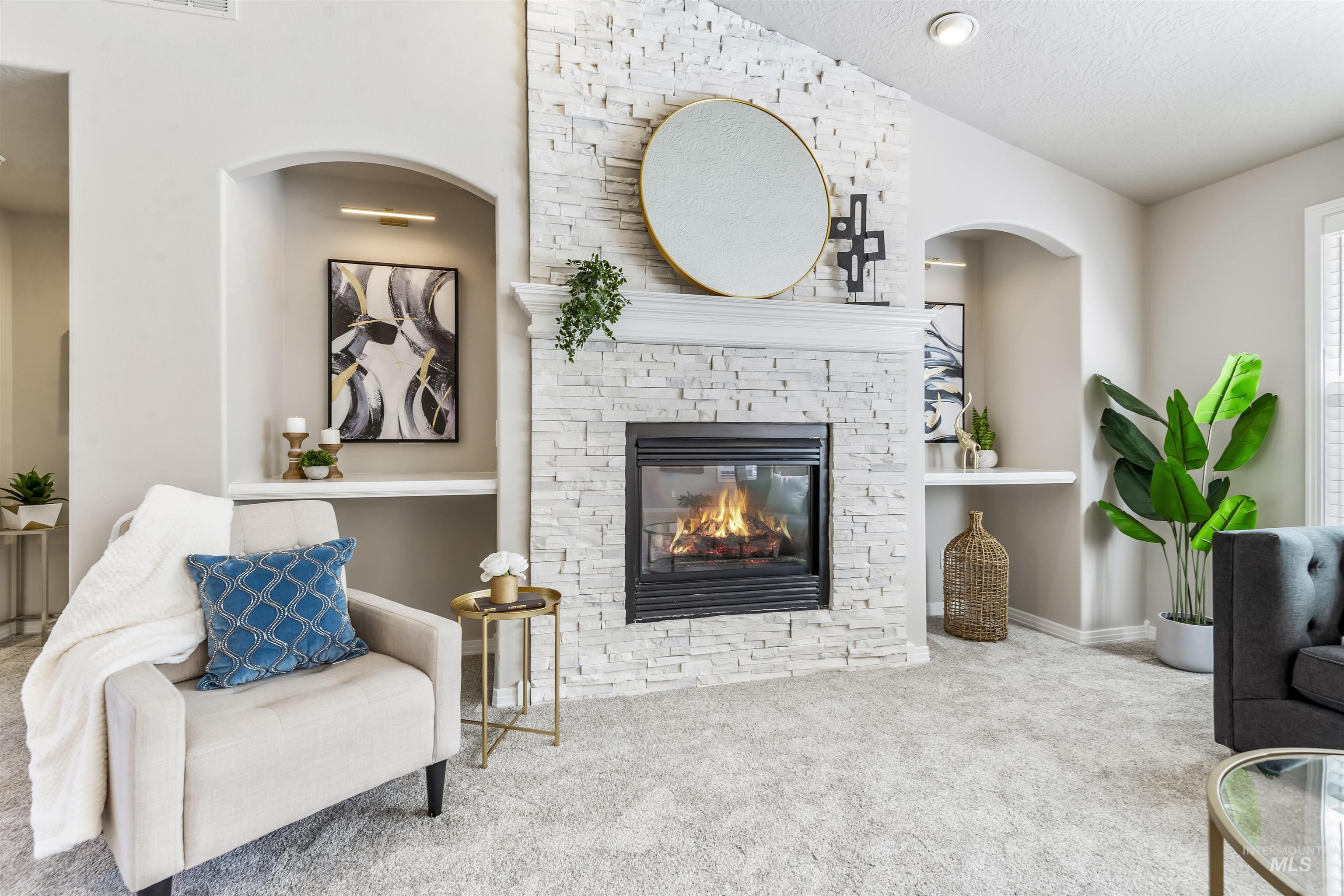 12823 W Roseglen Court