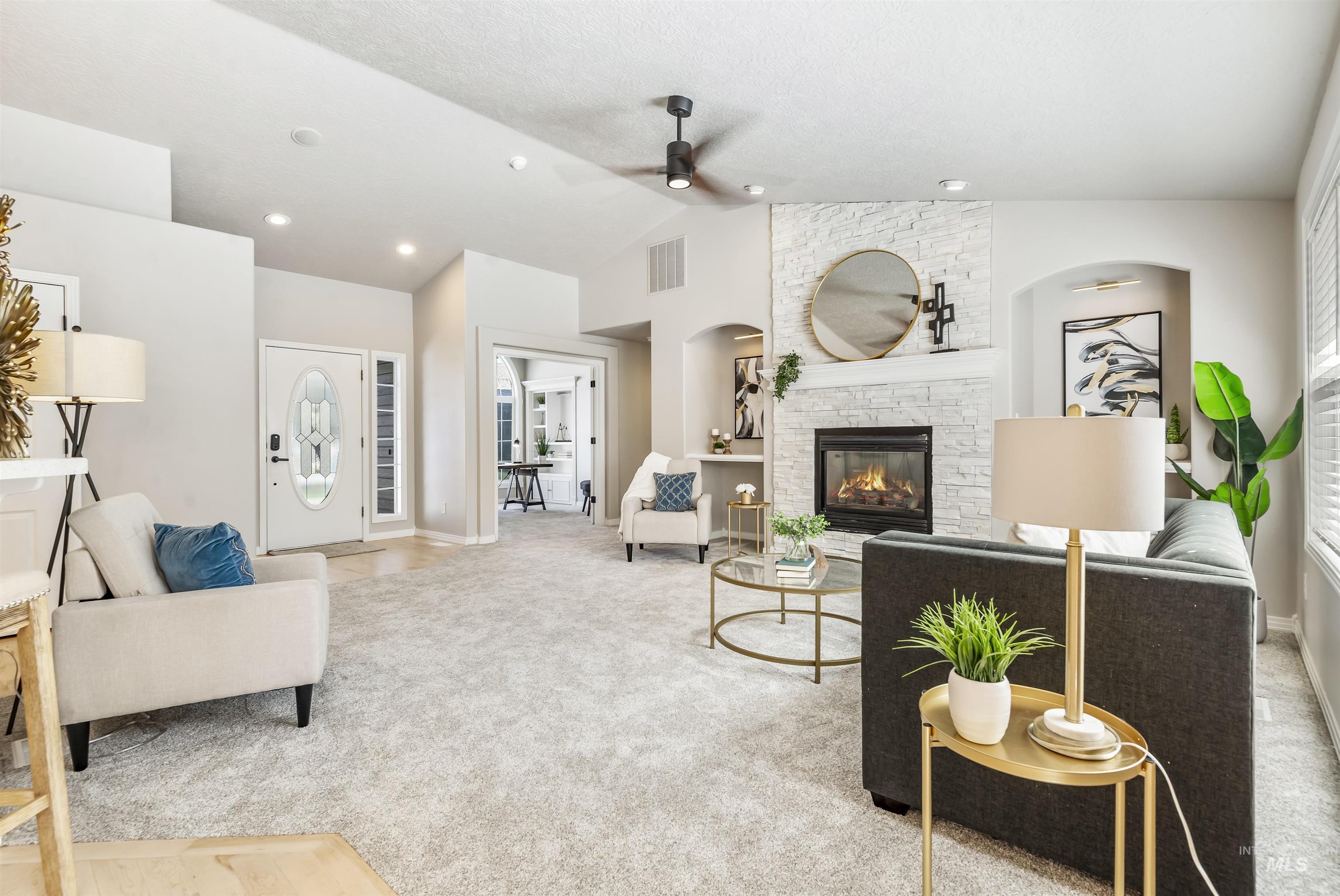 12823 W Roseglen Court
