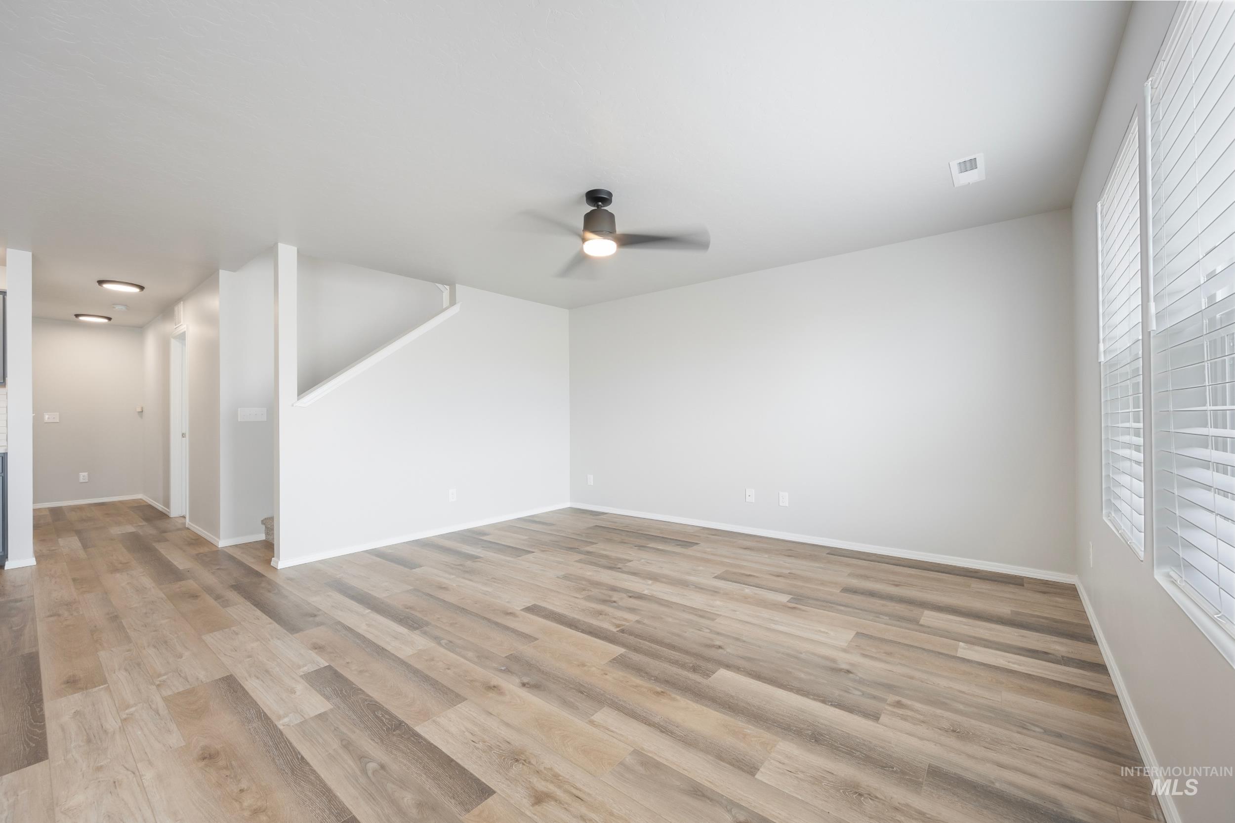 1498 W Cub River Drive