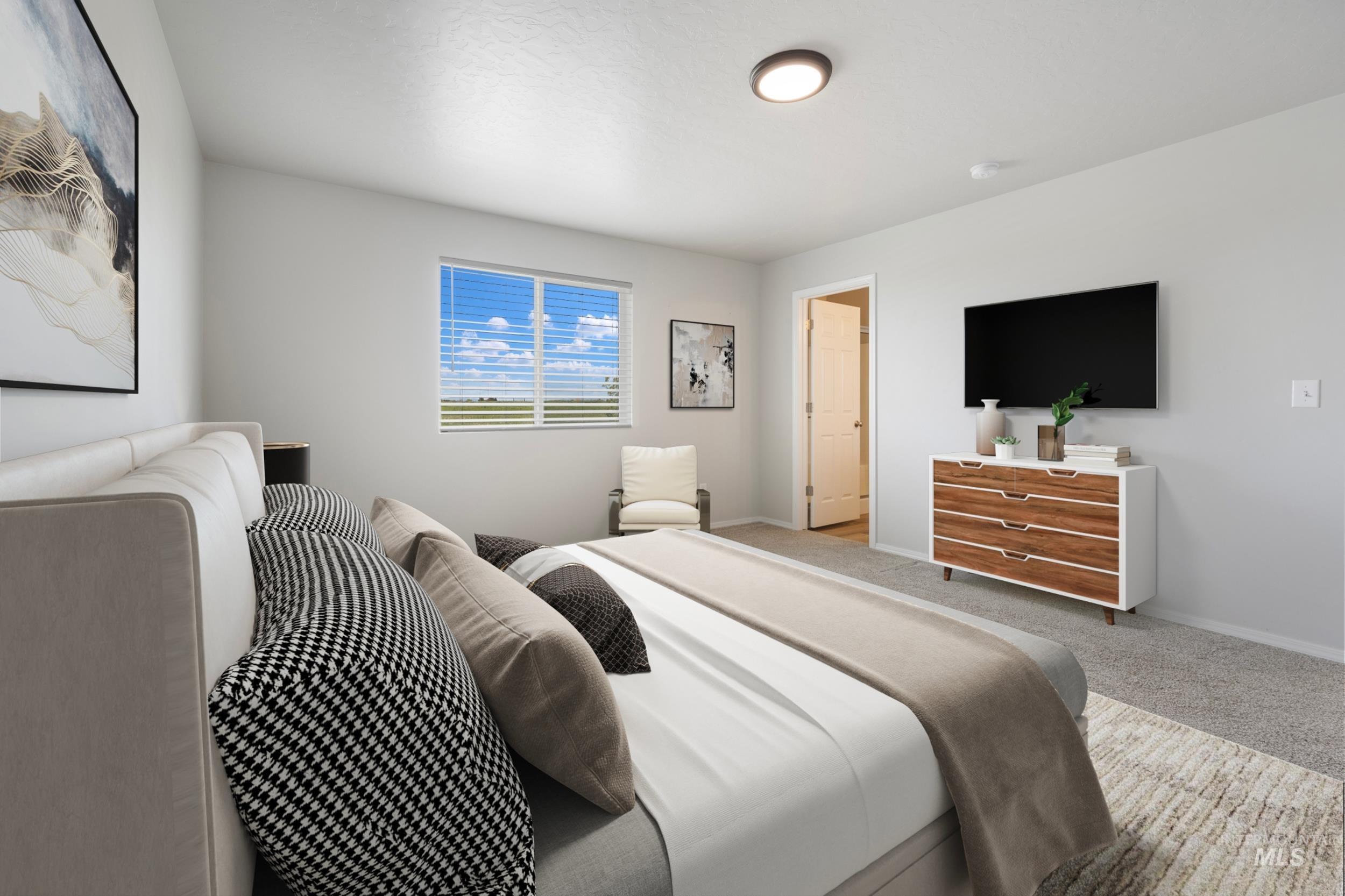 1498 W Cub River Drive