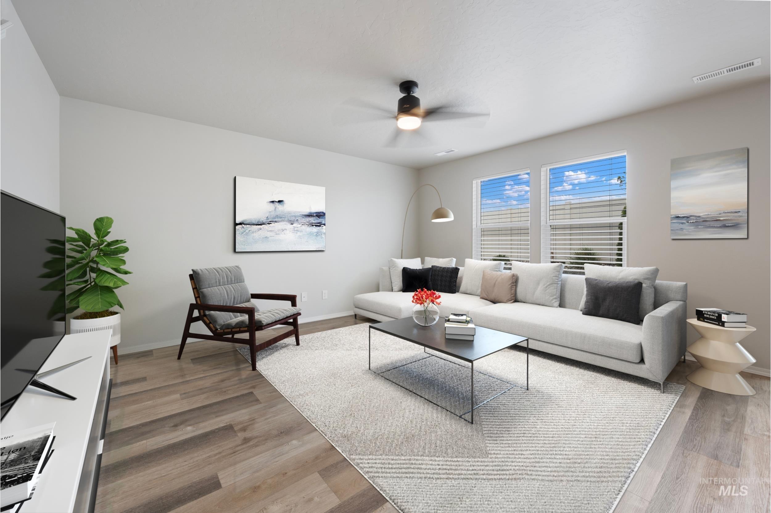 1498 W Cub River Drive