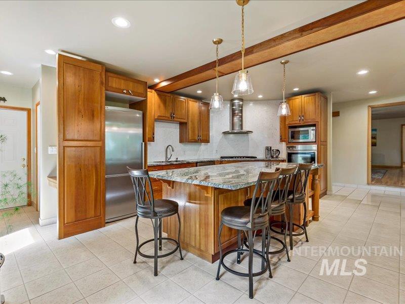 1923 E Bobs Drive