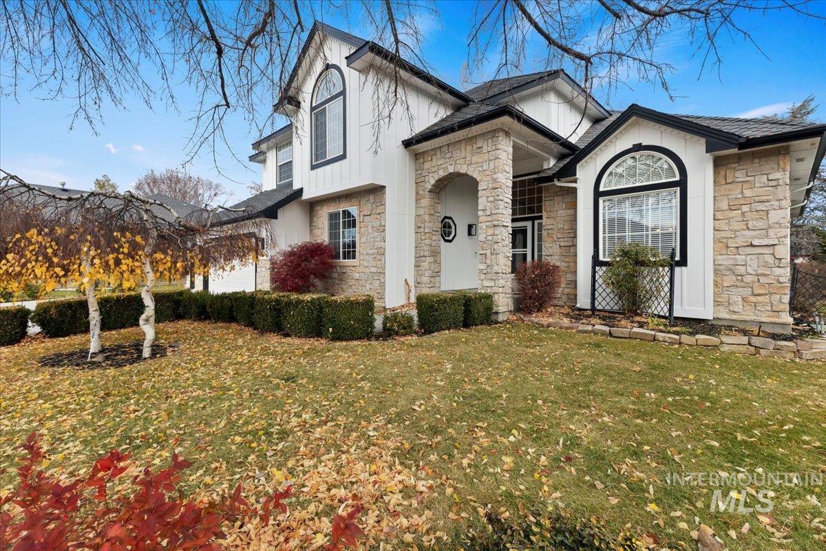 12824 W Roseglen Ct