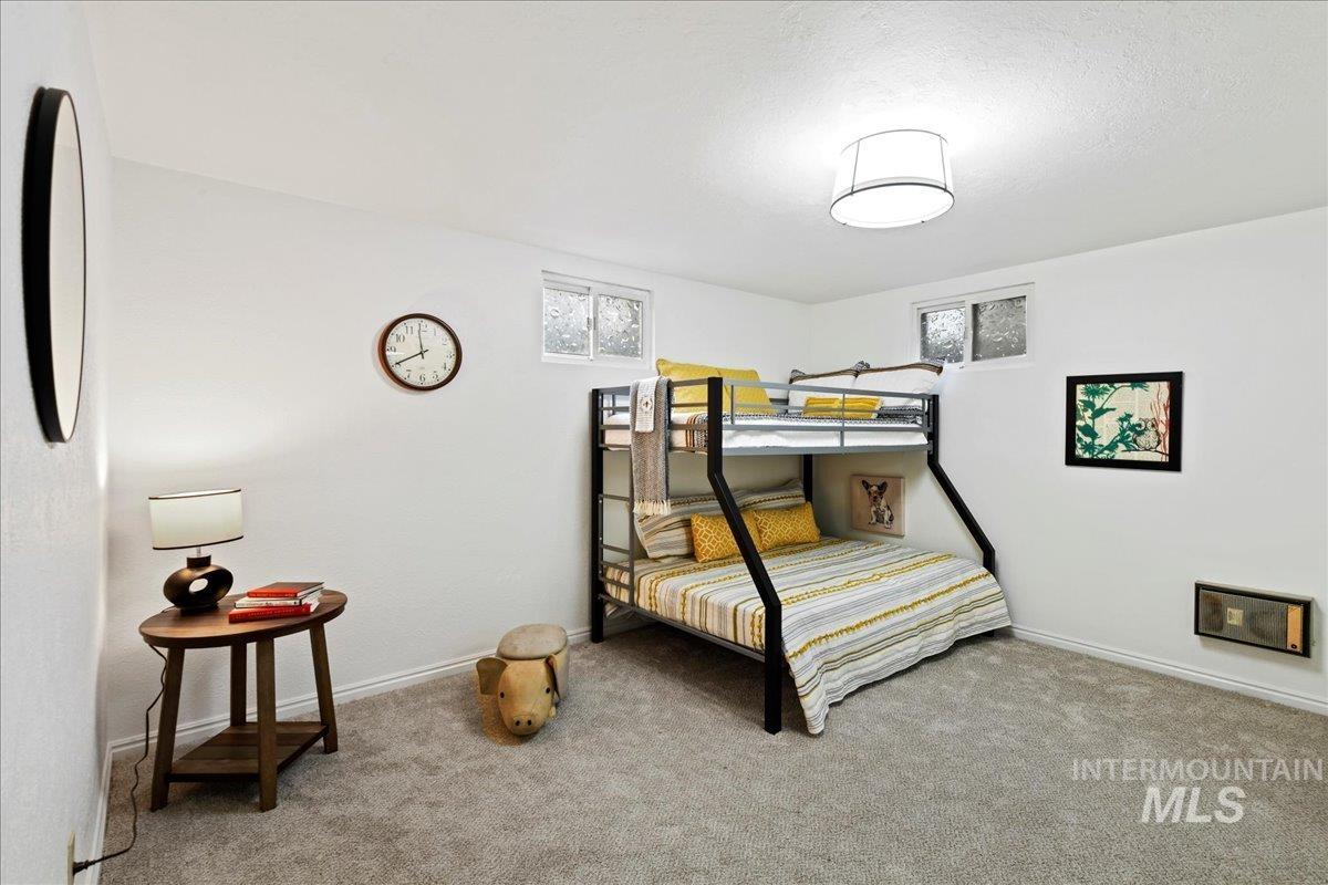 4836 W Targee Street