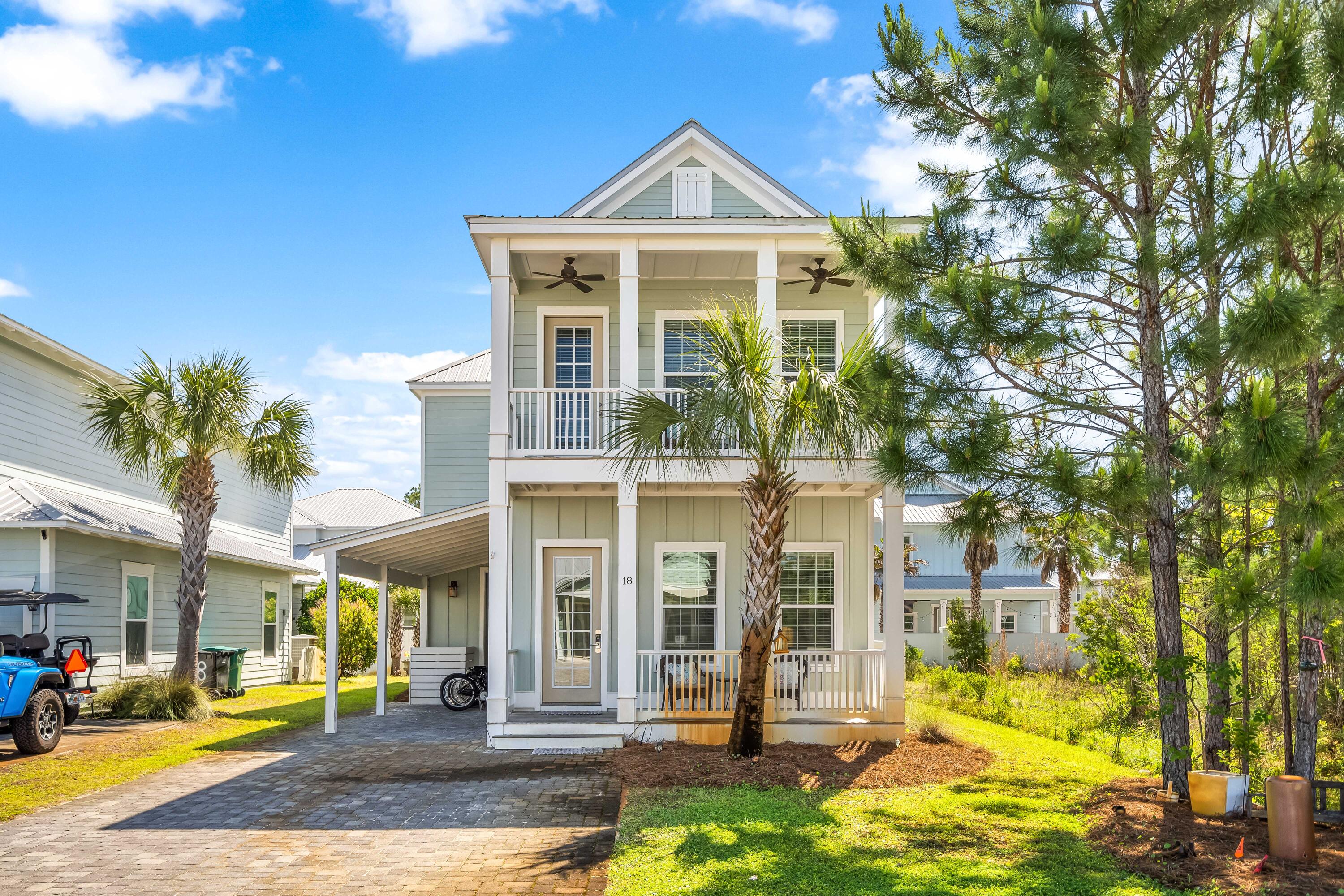 18 Lakeland Drive