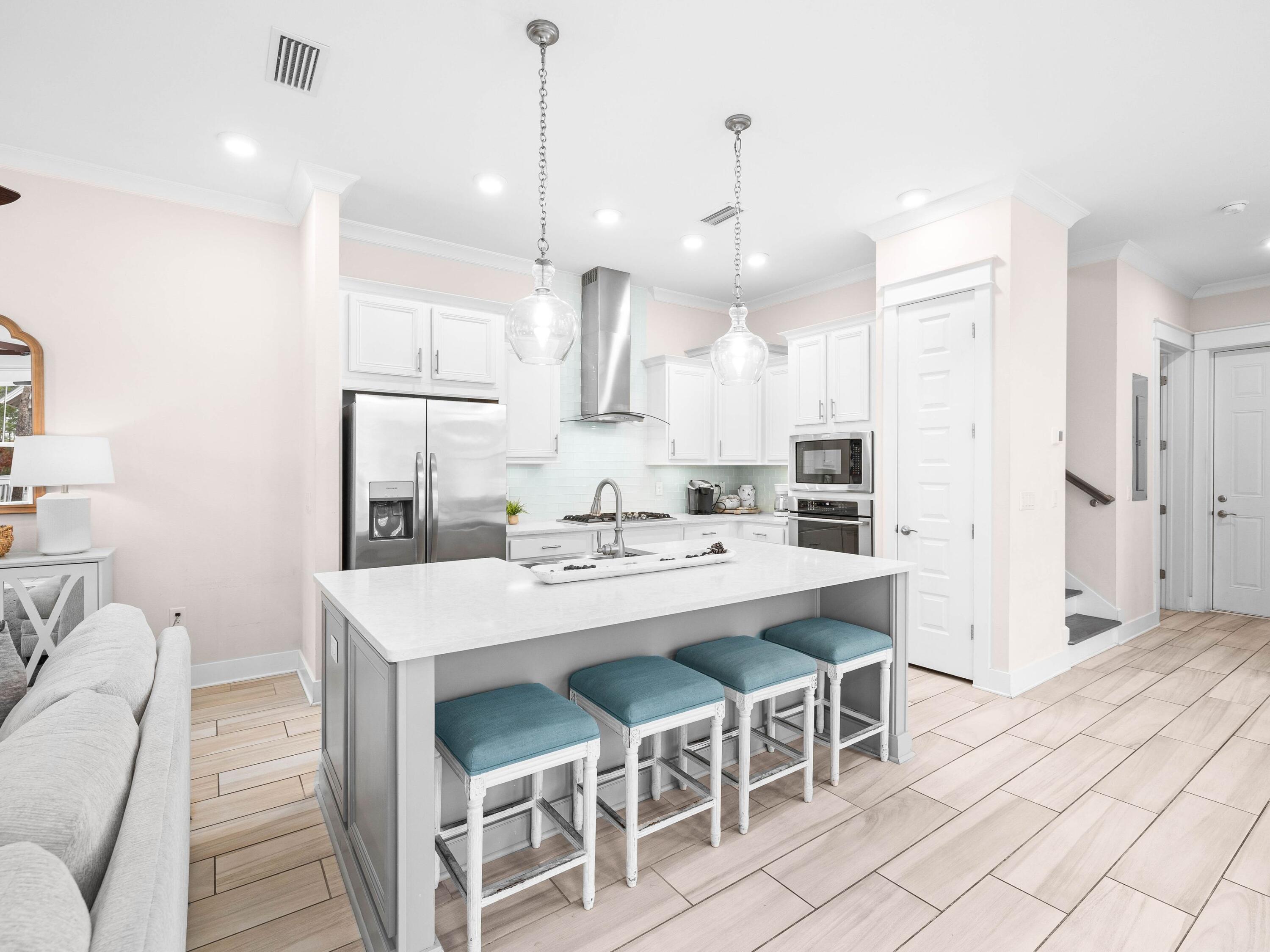 60 E Pine Lands Loop, UNIT A