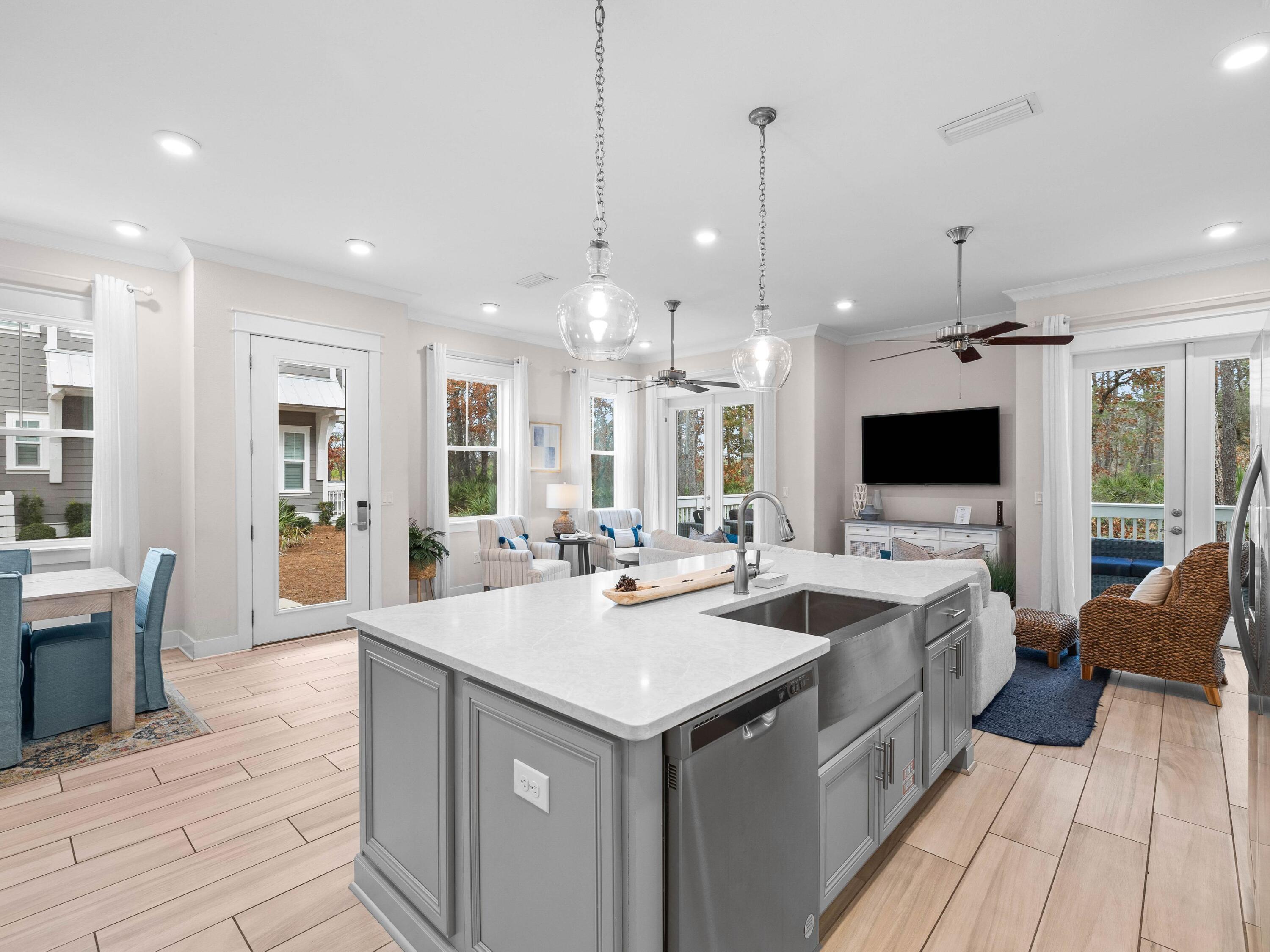 60 E Pine Lands Loop, UNIT A