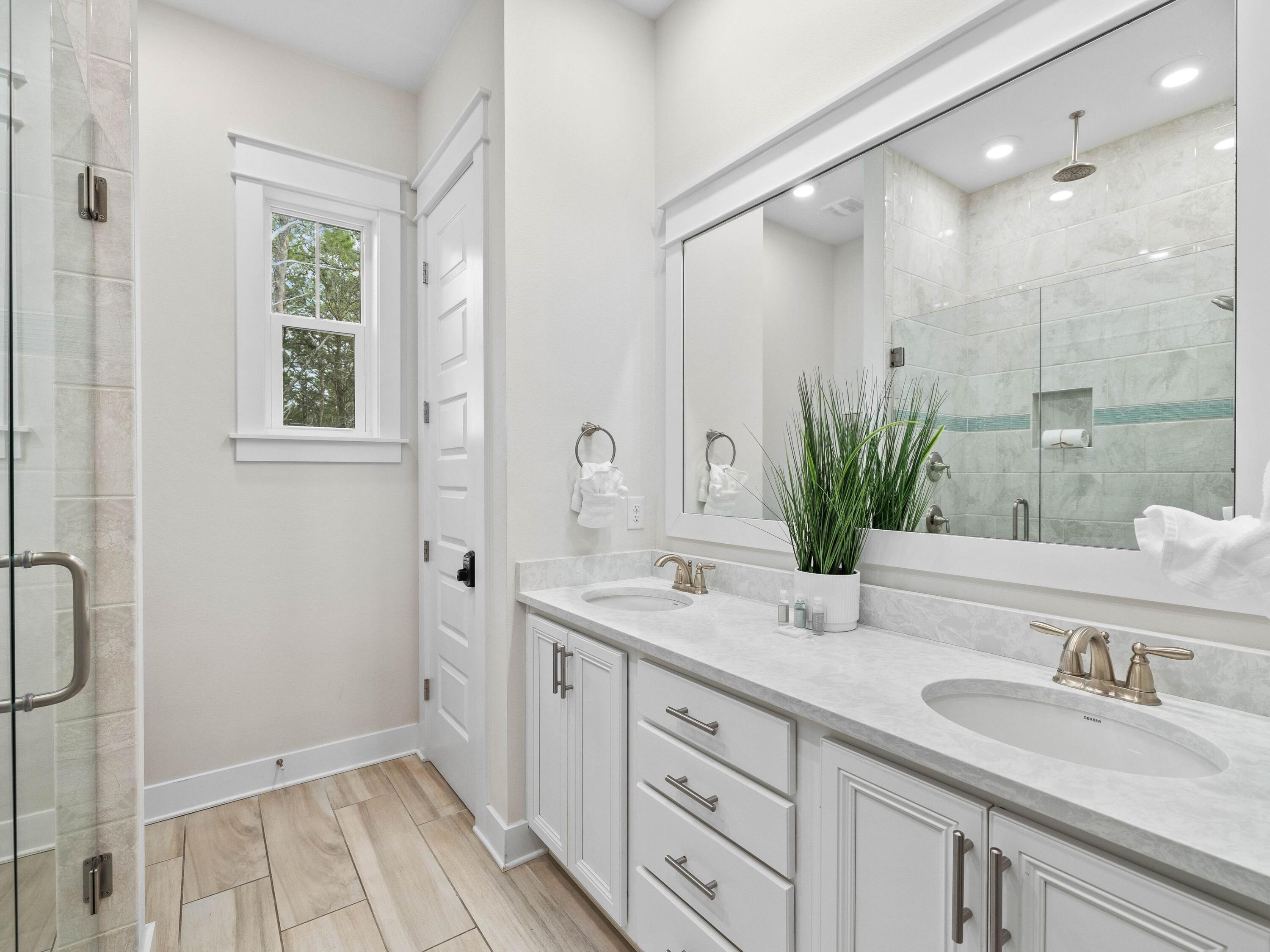 60 E Pine Lands Loop, UNIT A