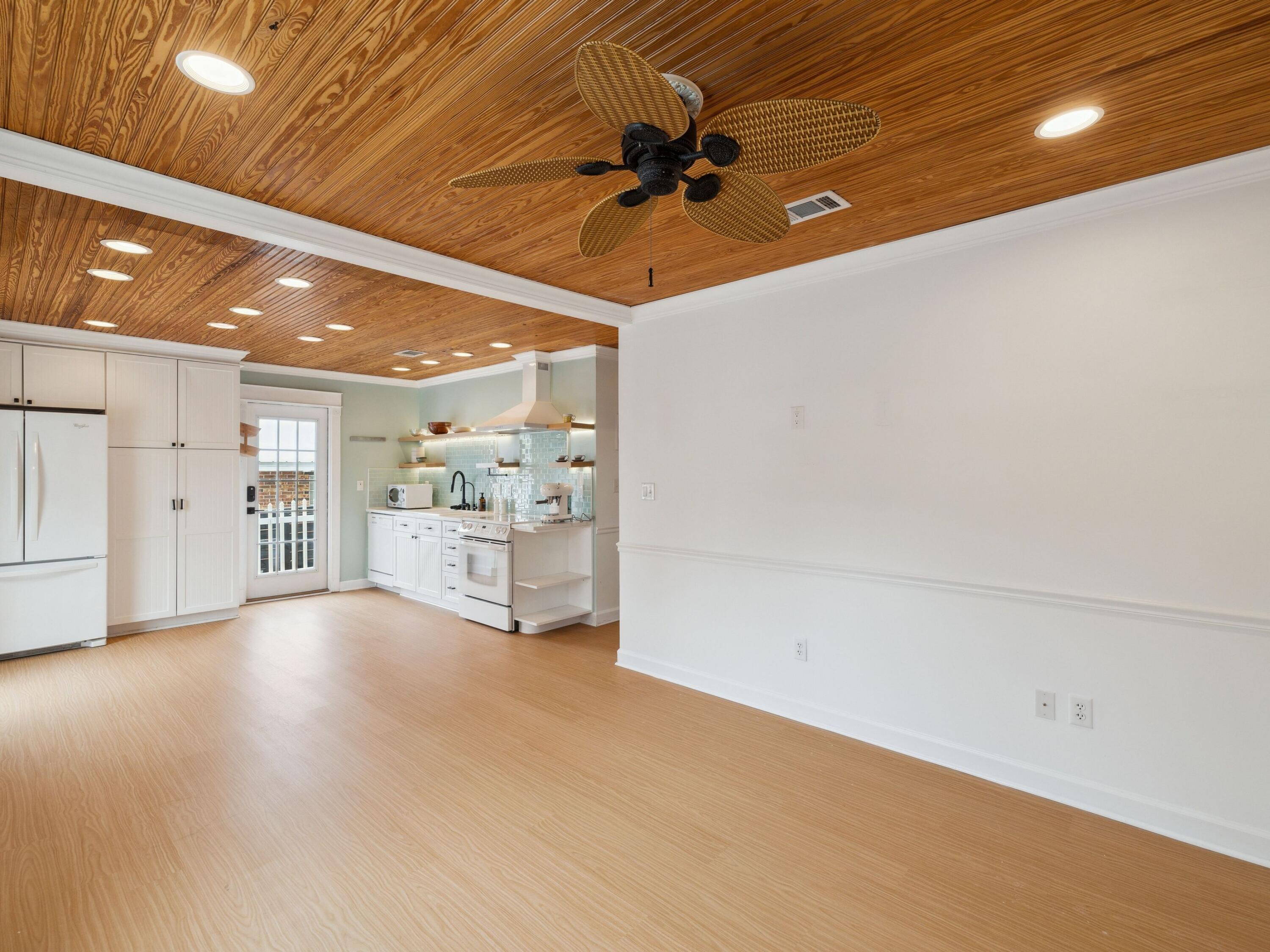 38 Barracuda St