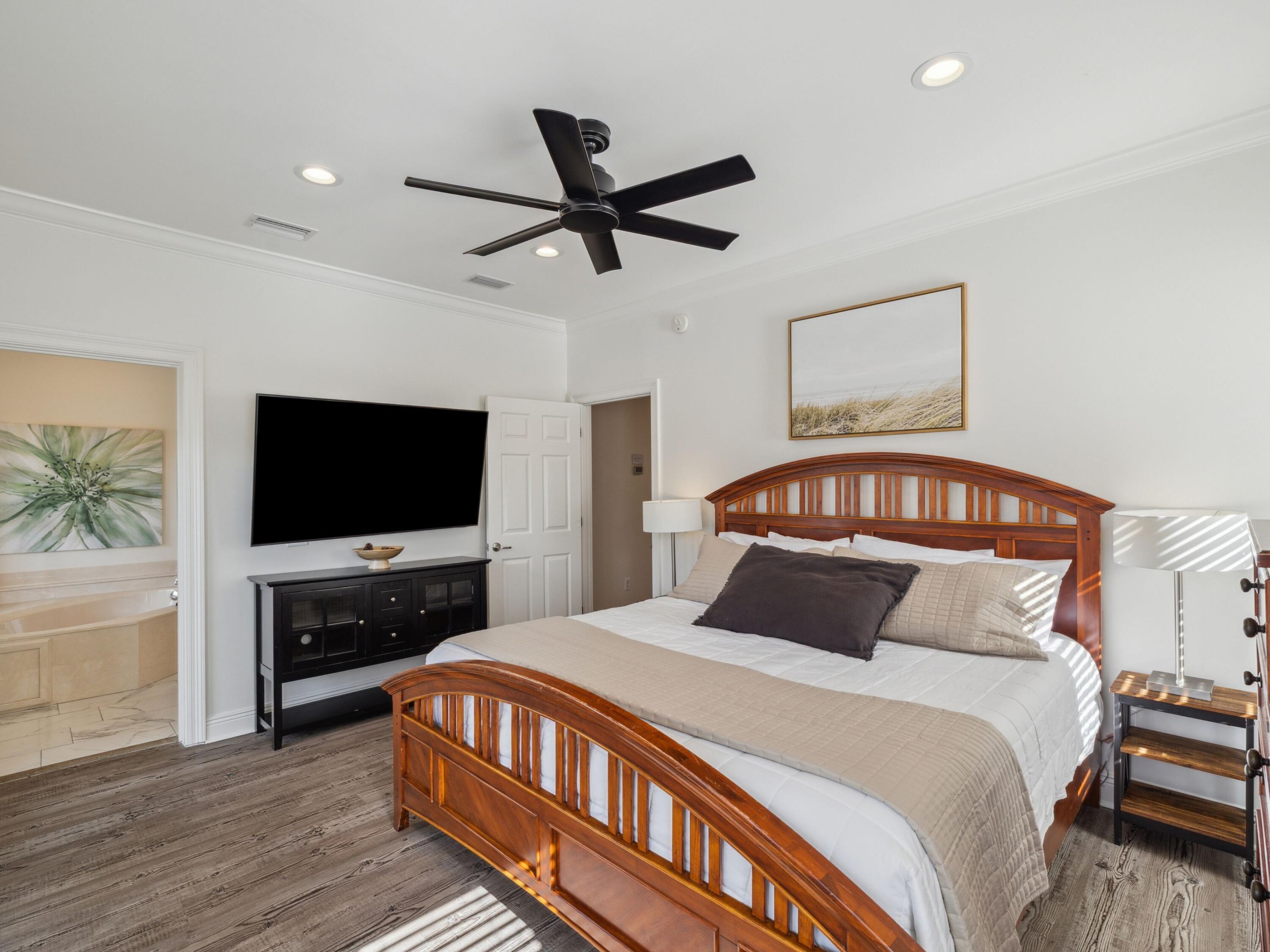 221 Seacrest Beach Blvd E