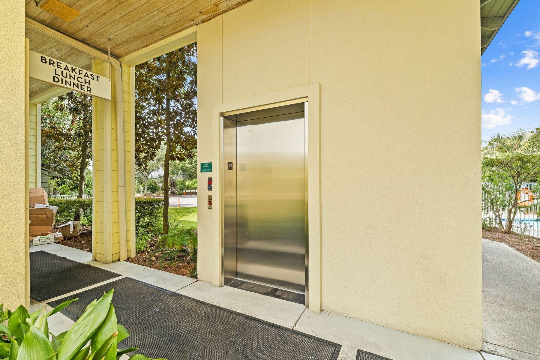 4281 E County Highway 30A, UNIT 306