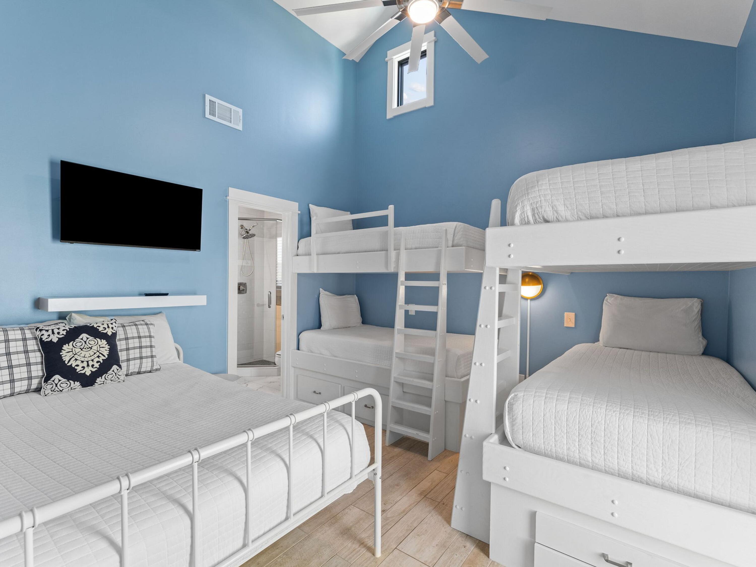 3153 E Scenic Highway, 98