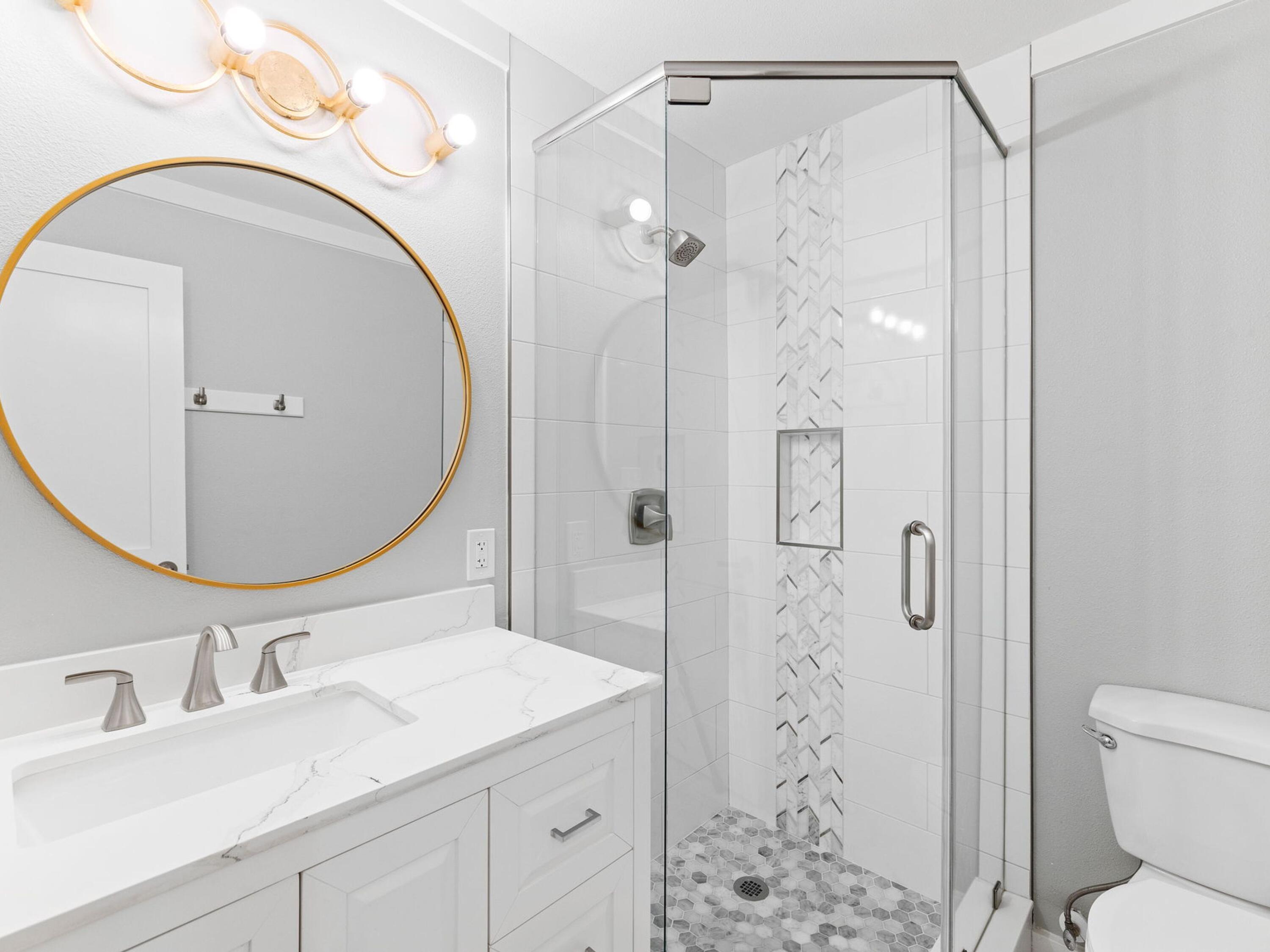 3153 E Scenic Highway, 98