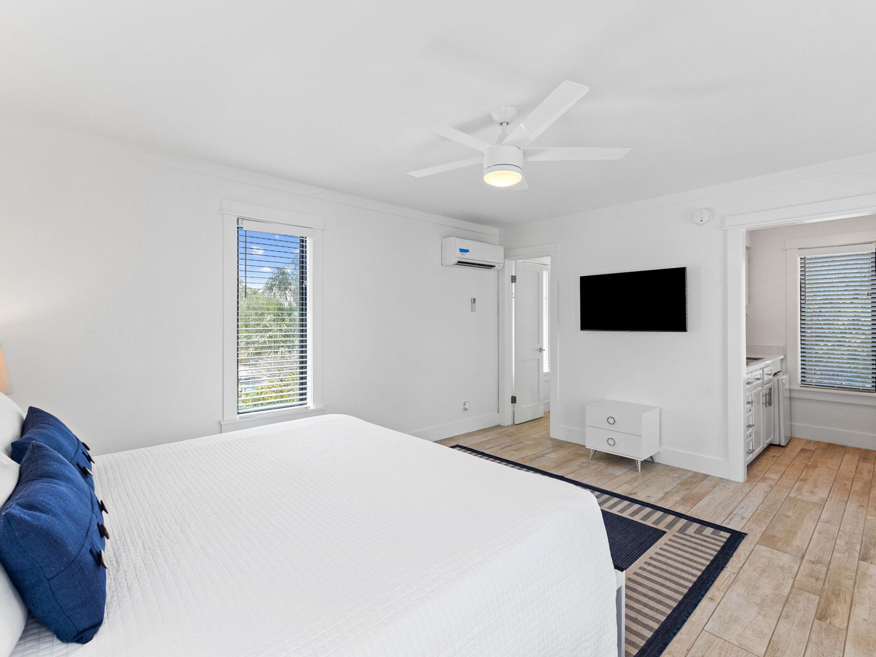 3153 E Scenic Highway, 98