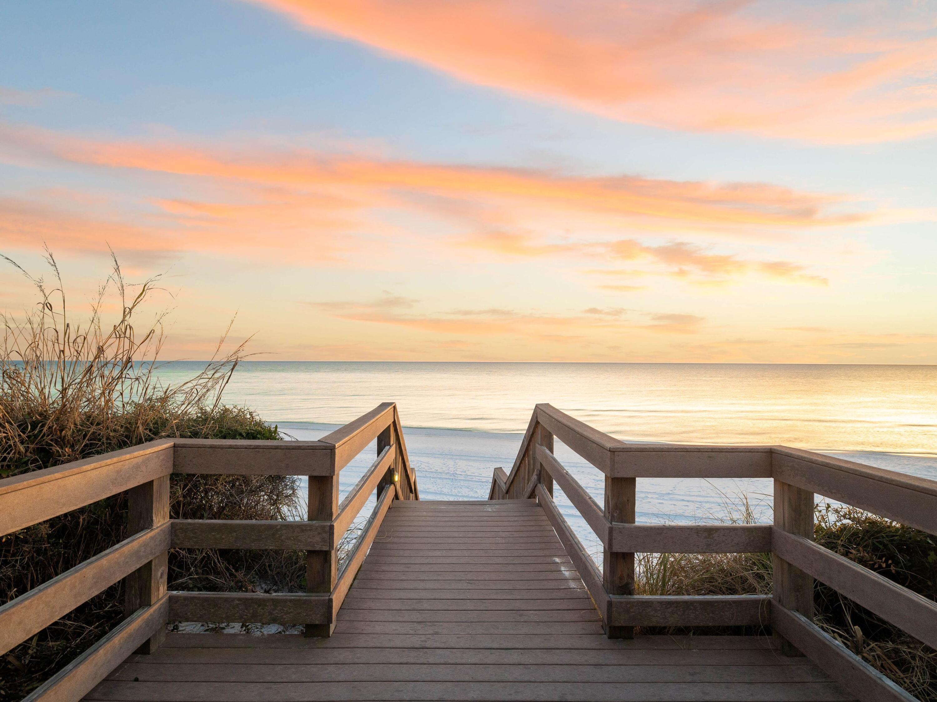 3604 East County Highway 30A D6