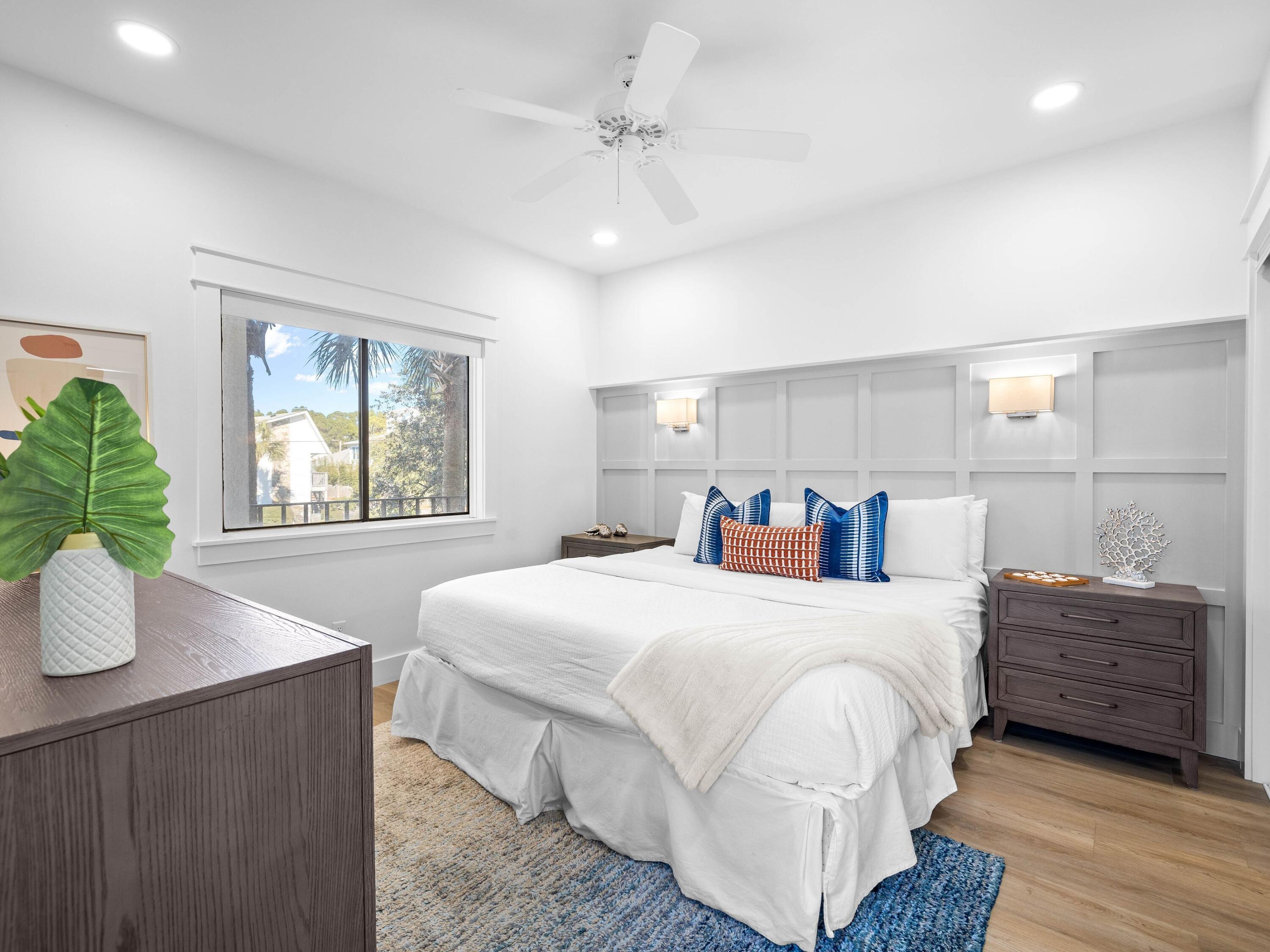 3604 East County Highway 30A D6