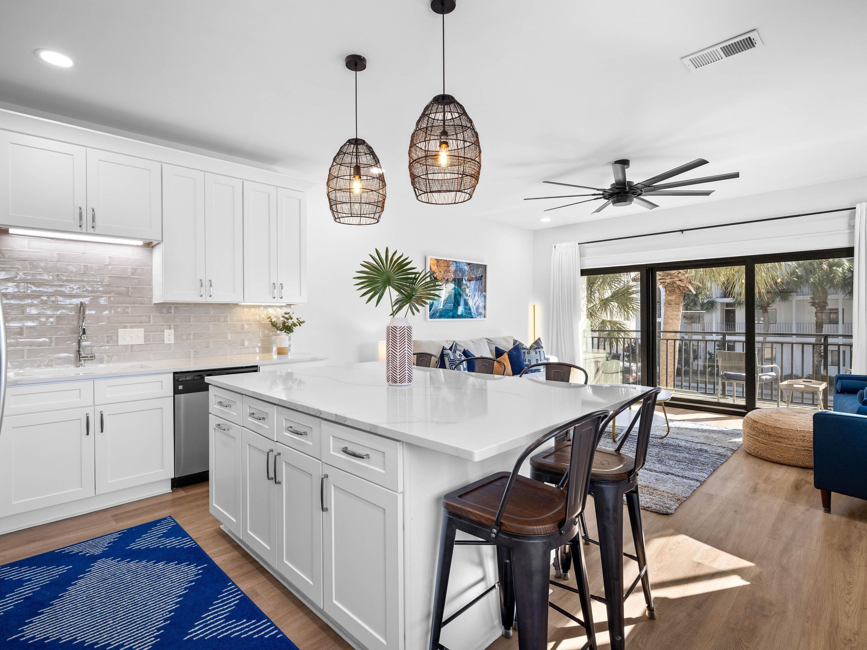 3604 East County Highway 30A D6